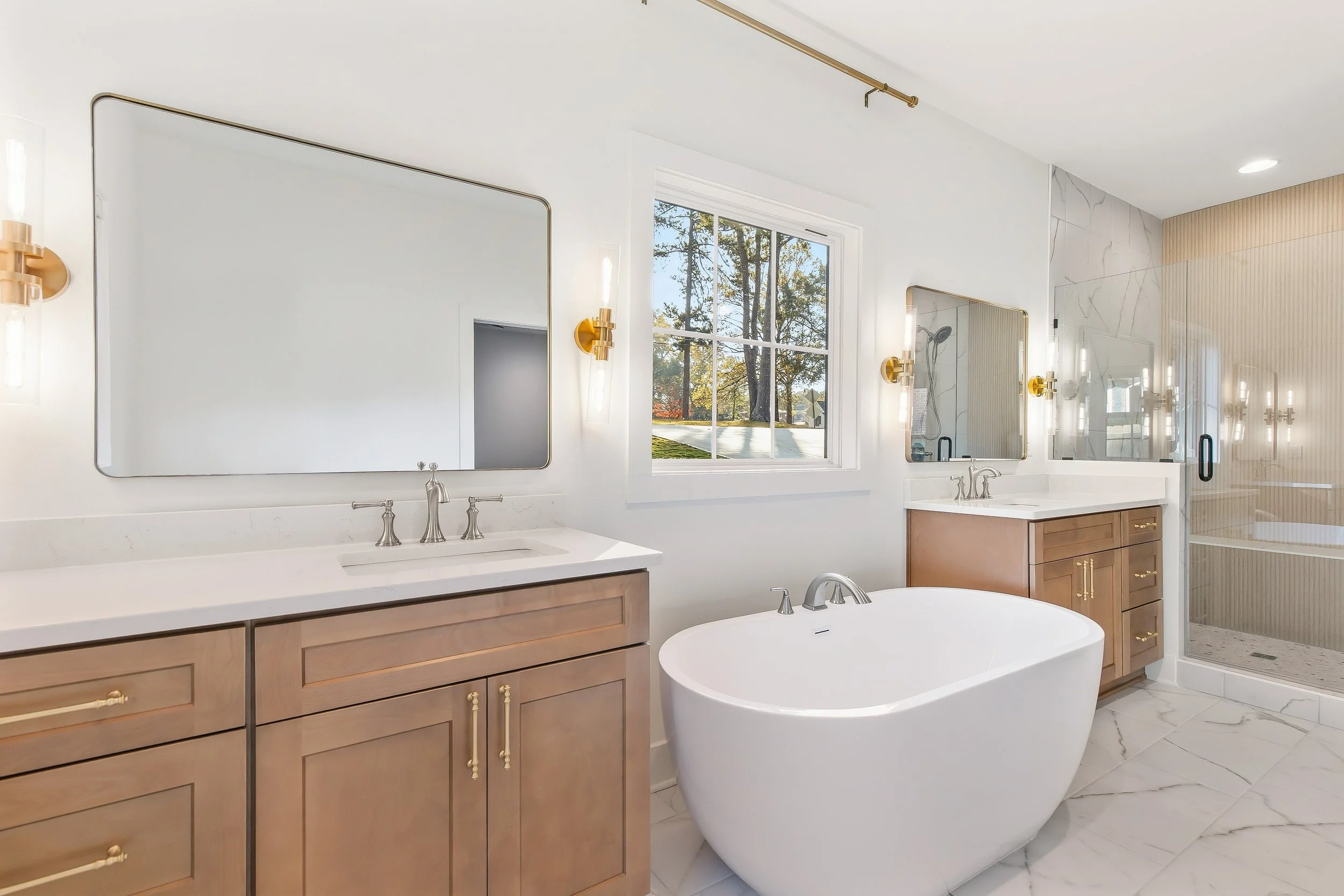 4711 Hill St - High Res-15.jpg