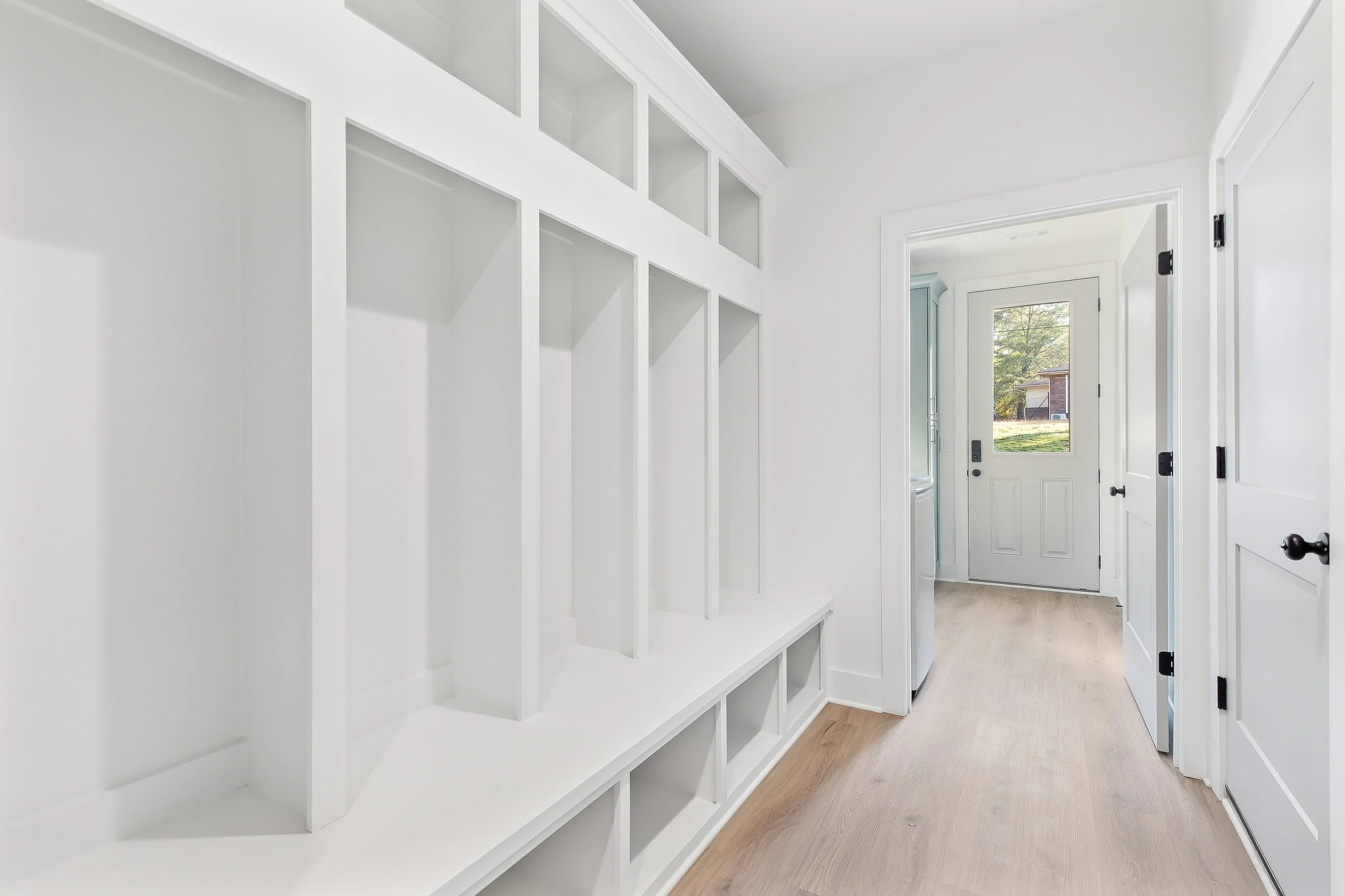 4711 Hill St - High Res-39.jpg