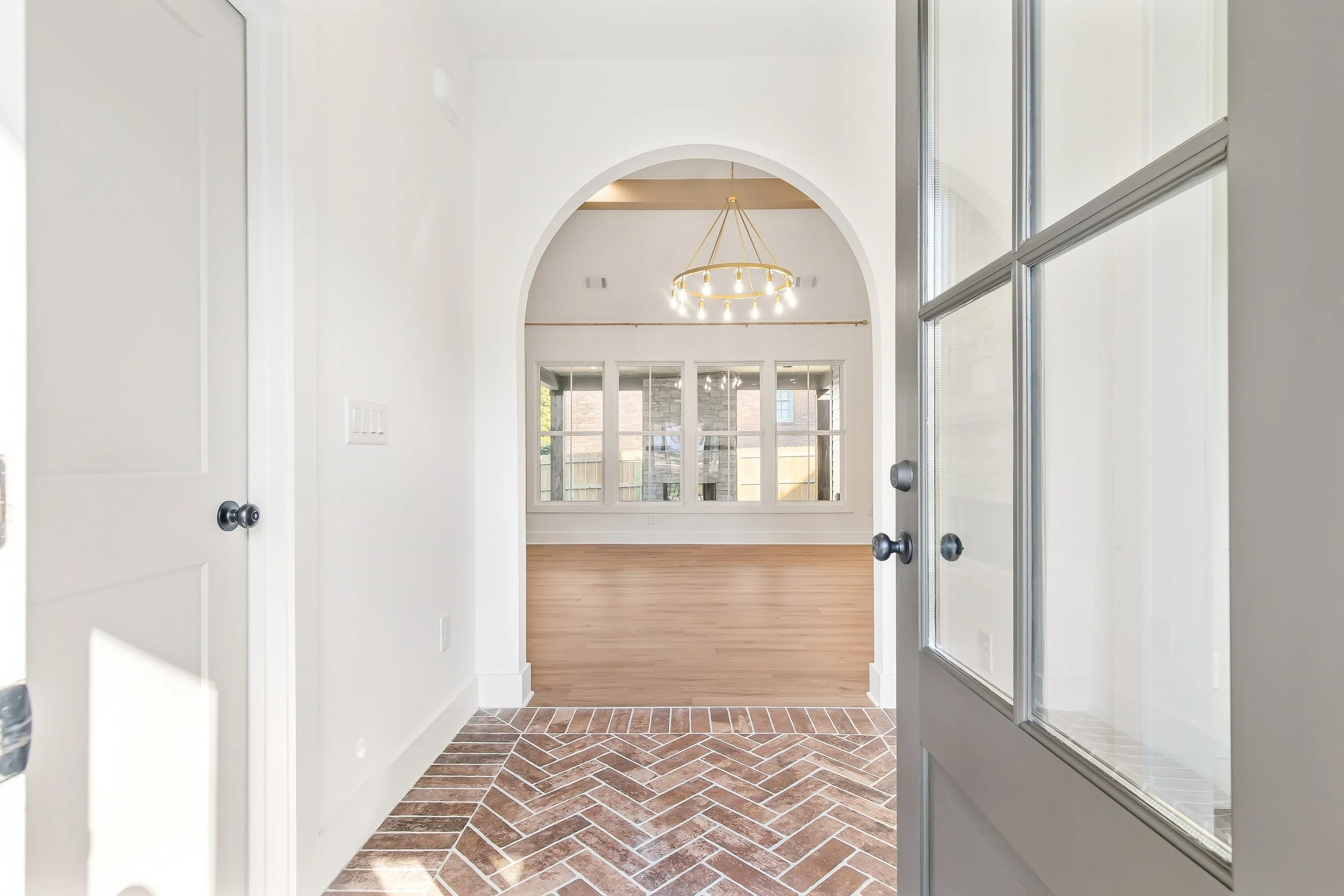 4711 Hill St - High Res-46.jpg