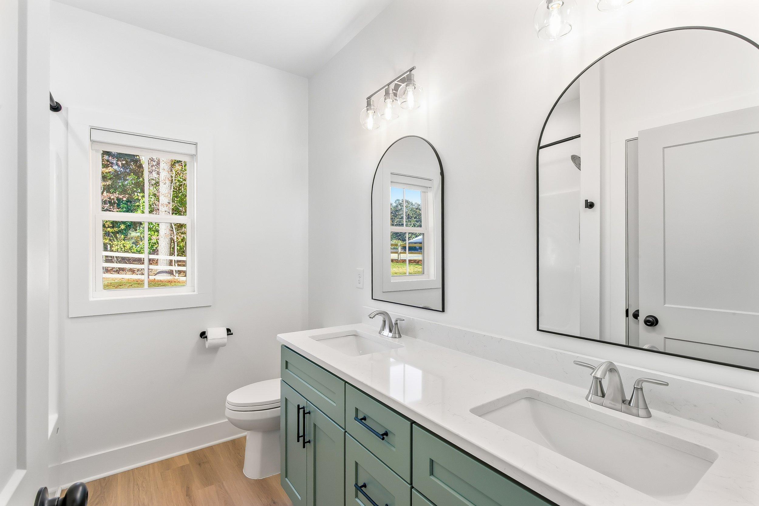 4711 Hill St - High Res-6.jpg