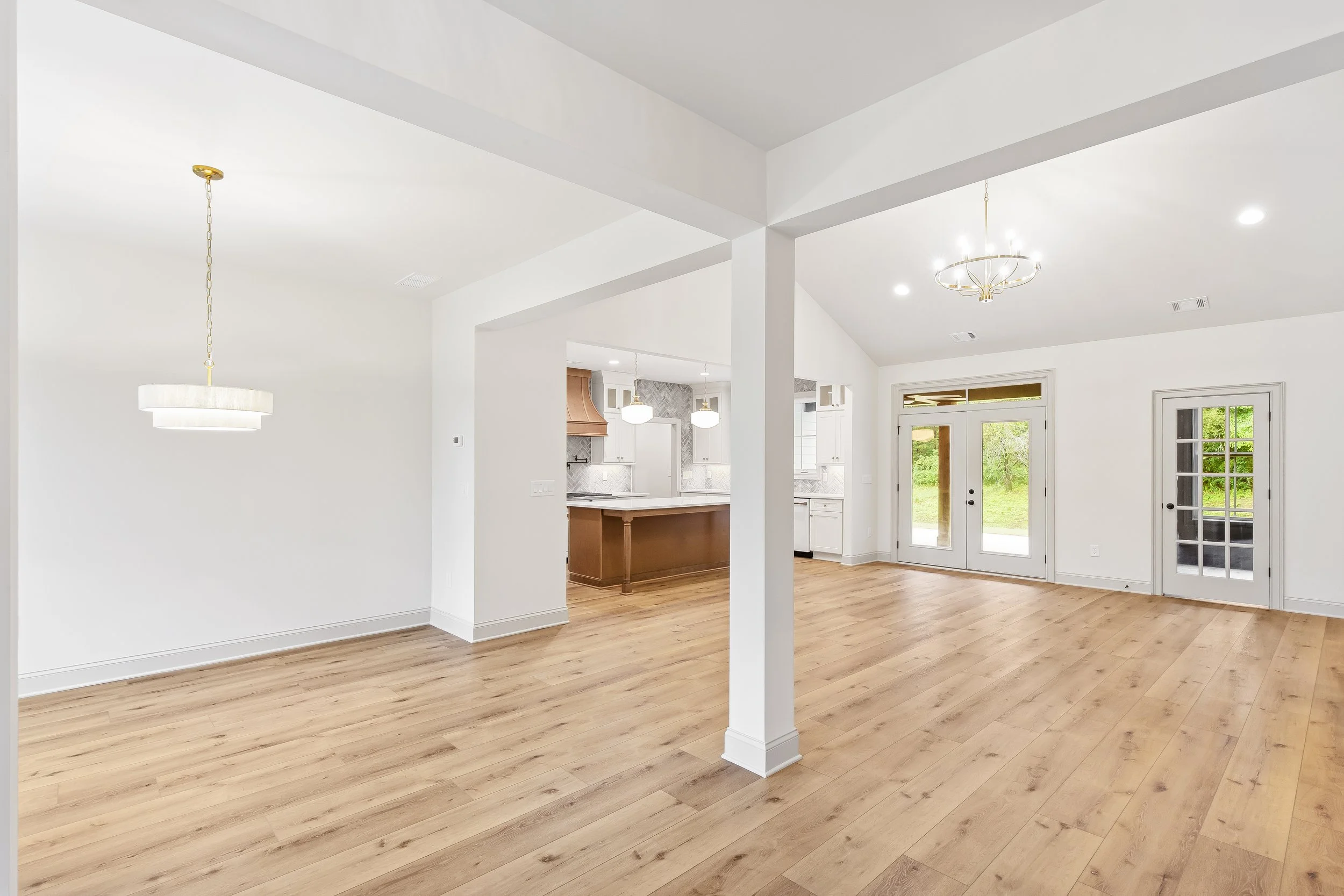 4352 Cedarcrest Rd - High Res-7.jpg