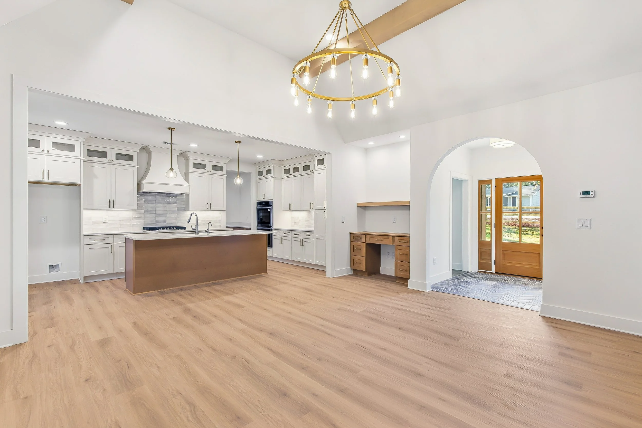 4711 Hill St - High Res-29.jpg