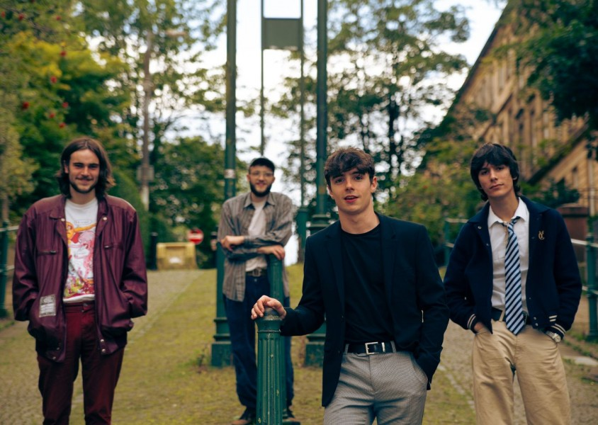 Girls.Speak.French: Glasgow’s Next Big Sound