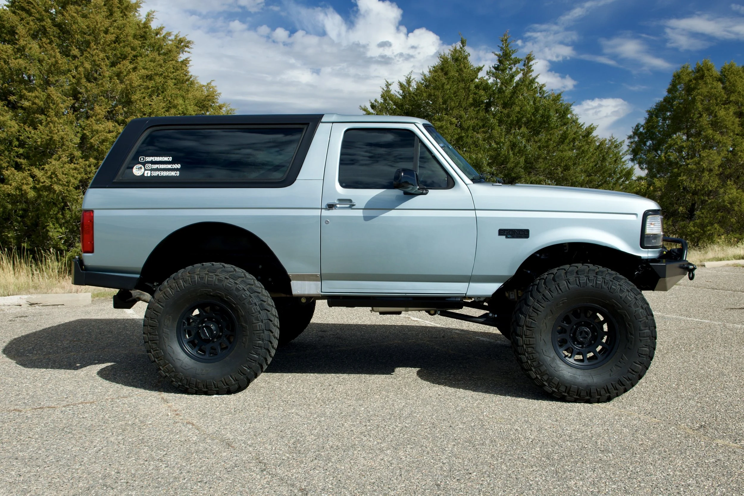 1996 SuperBronco XL Spotlight — The First OBS Godzilla Build