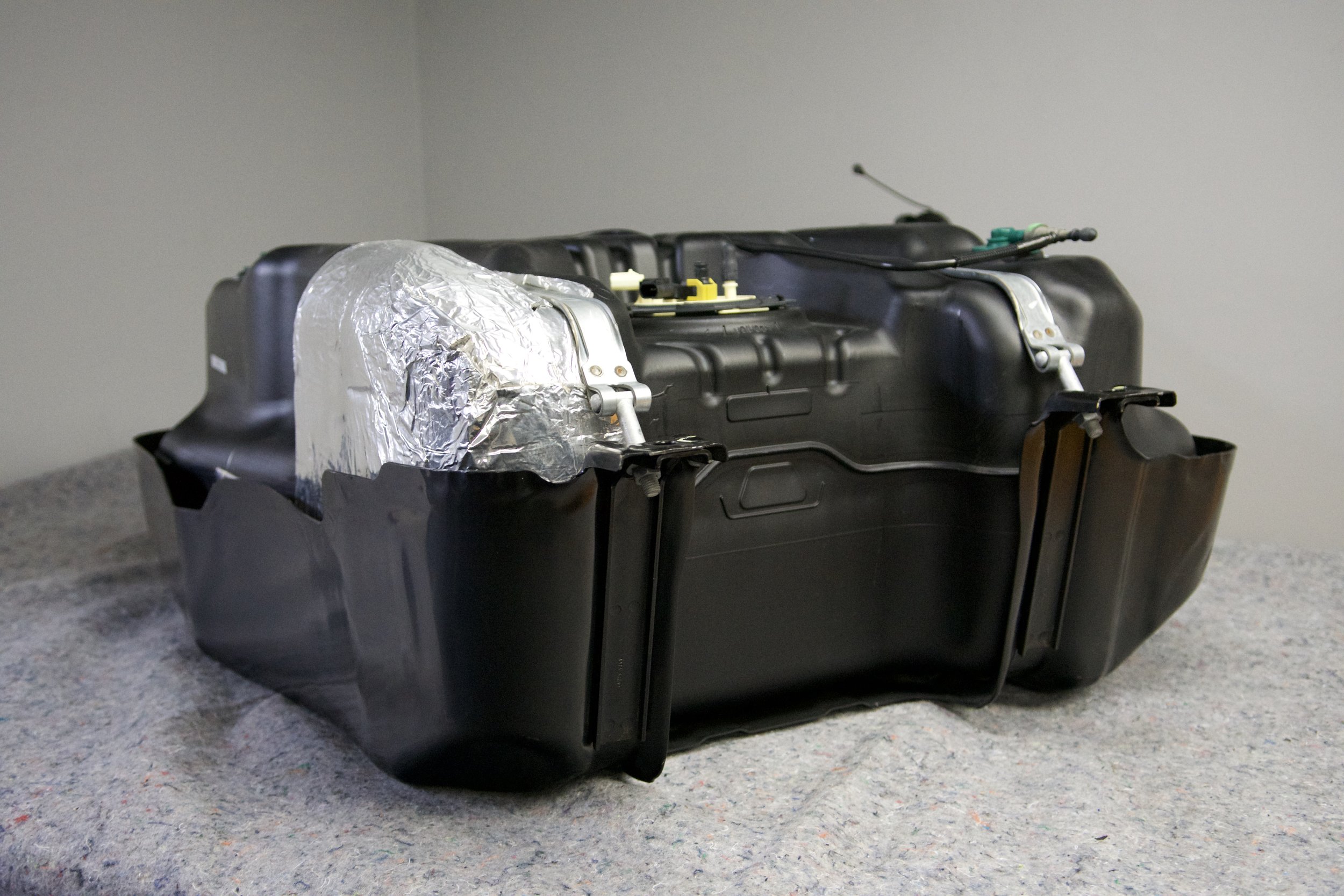 OEM Ford AFT Fuel Tank LC34-9K007-GE for F-350 F-550 Super Duty