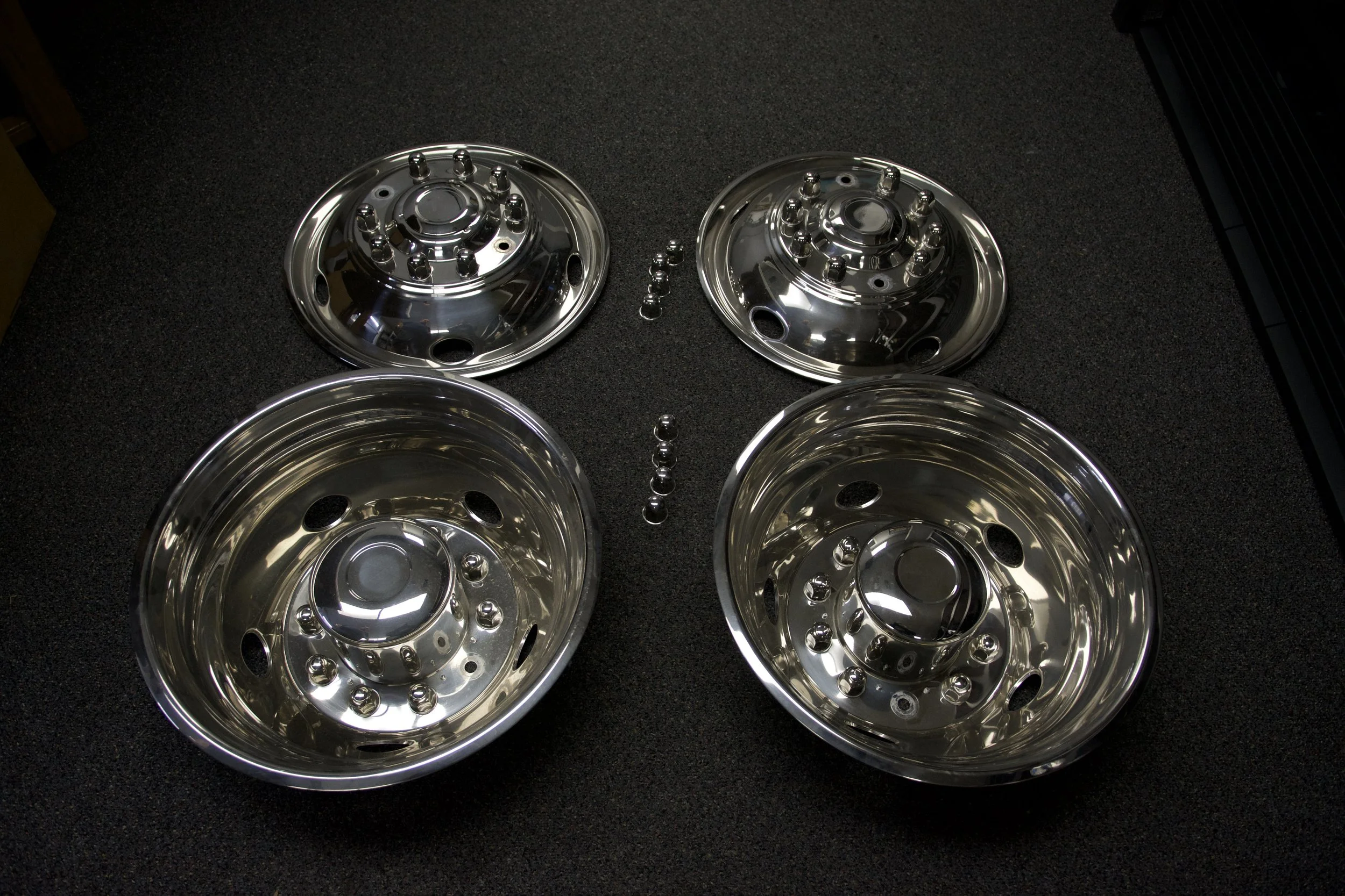 F450, F550 & F600 polished wheel simulators for 19.5-inch wheels