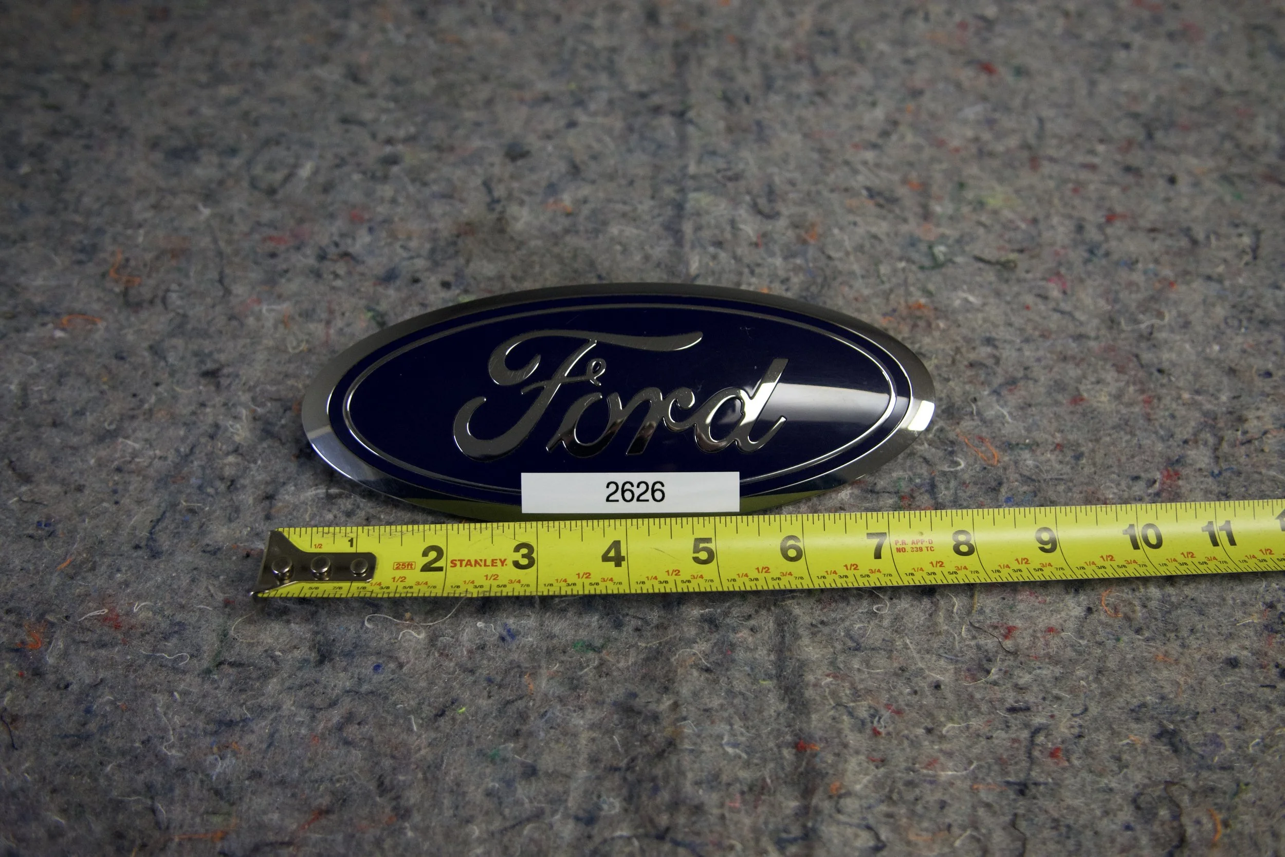 Ford 9 inch OEM blue oval emblem front view SB#2626