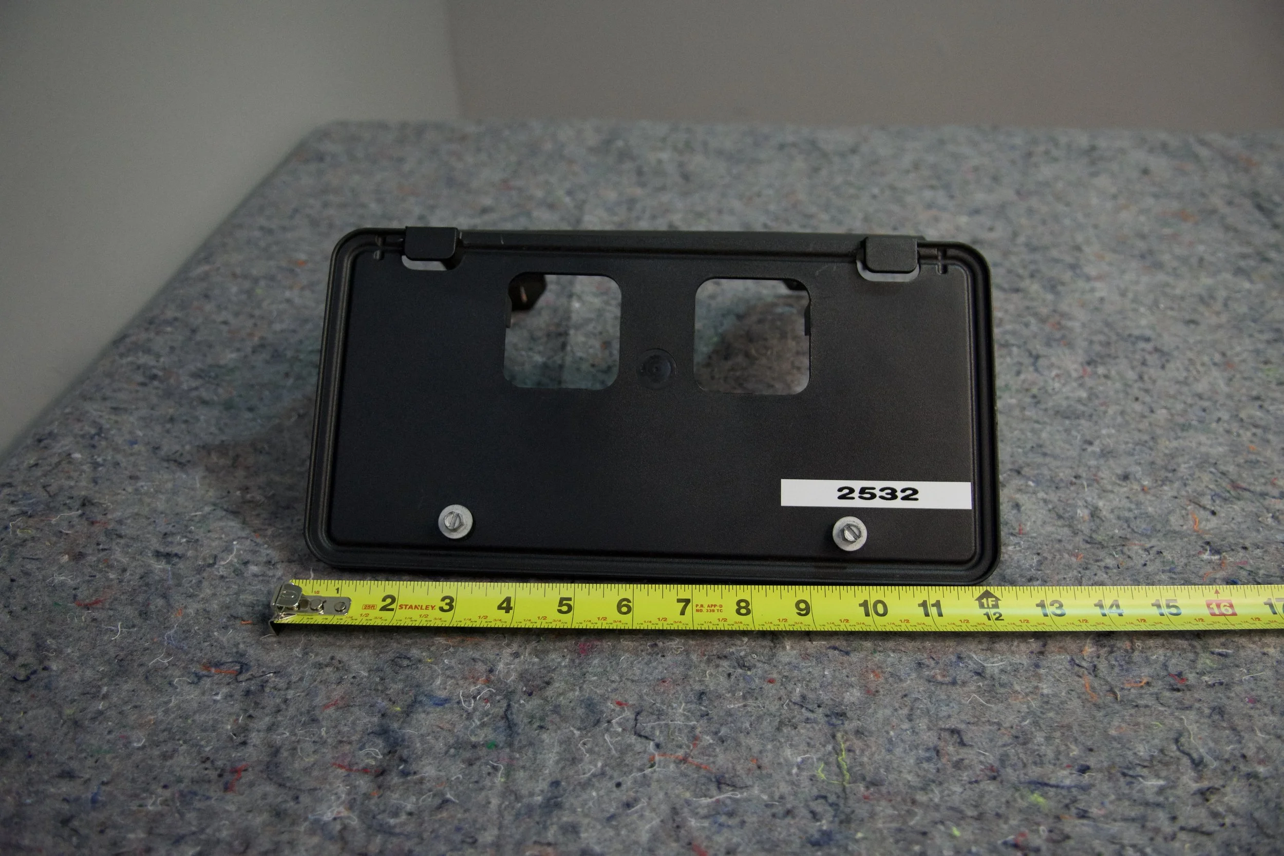 OEM-Style Ford License Plate Holder – Durable Black Plastic Replacement (#2532)