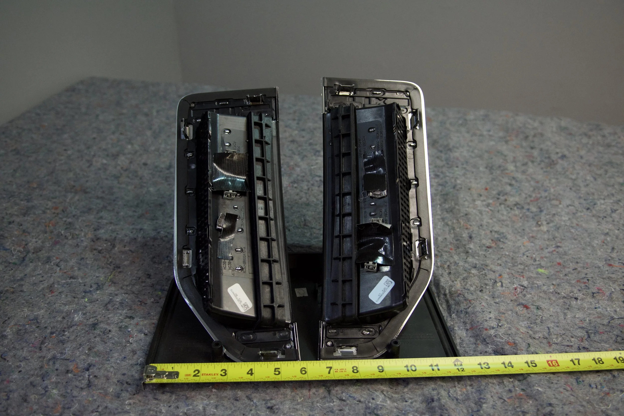 OEM 2020–2022 Ford F350 XLT Fender Badges for Super Duty trucks