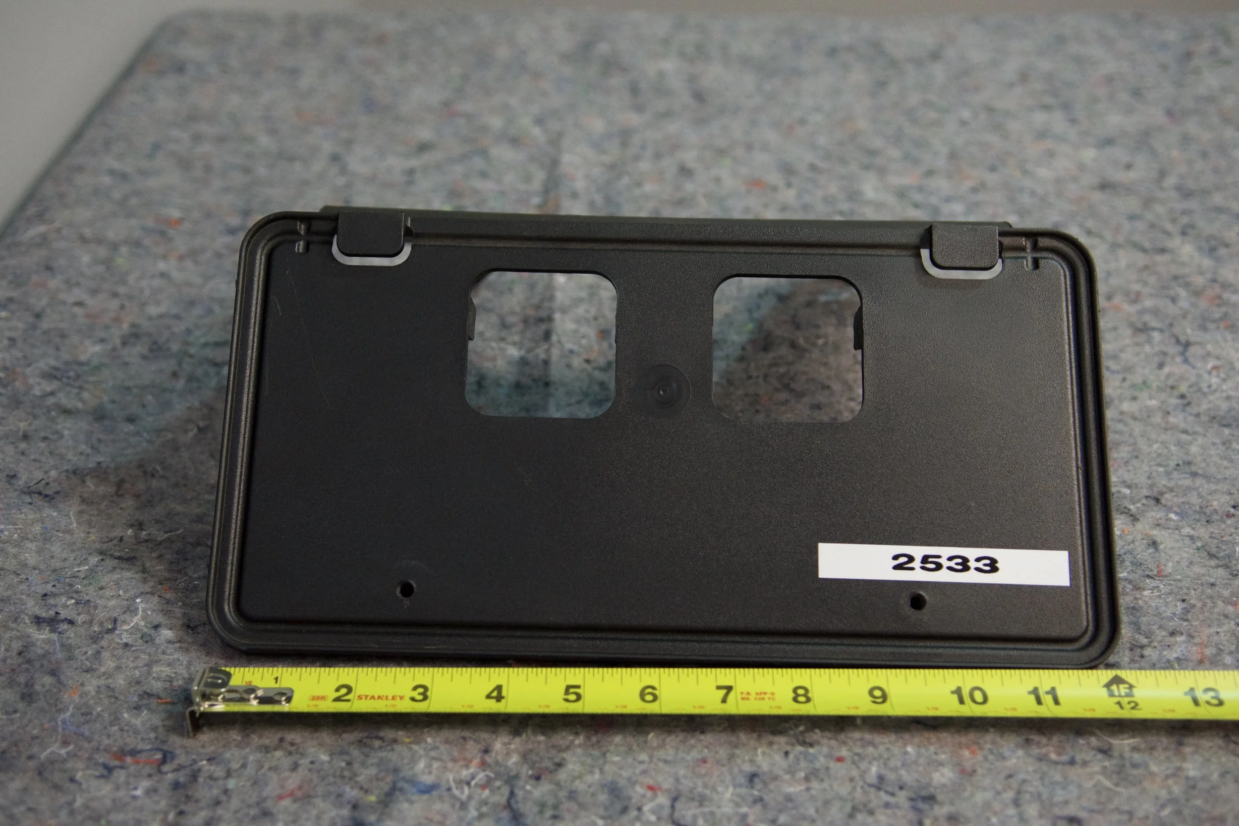OEM-Style Ford License Plate Holder – Durable Black Plastic Replacement (#2533)