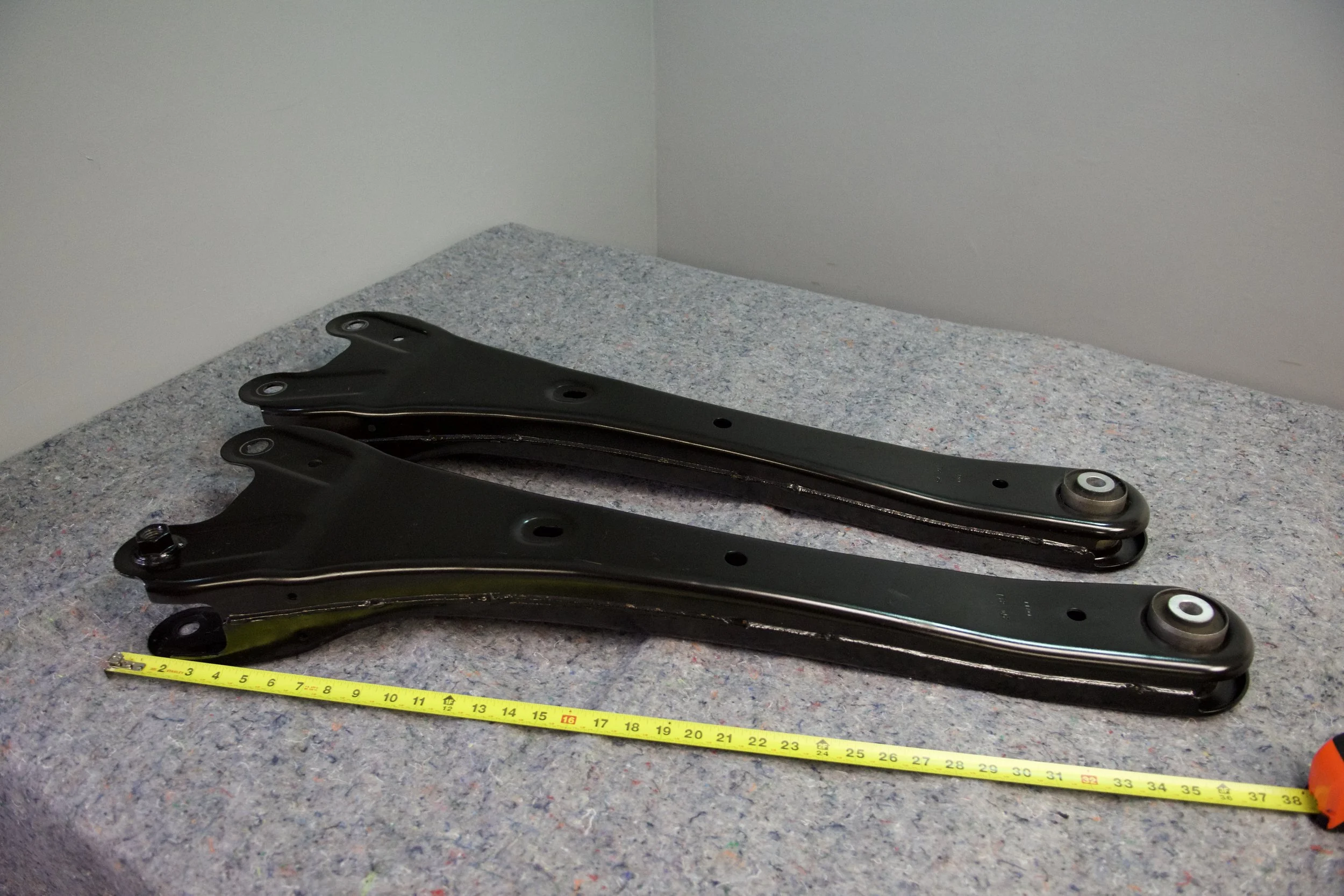 2024 Ford F-350 Super Duty OEM radius arms (pair) — SuperBronco #2546