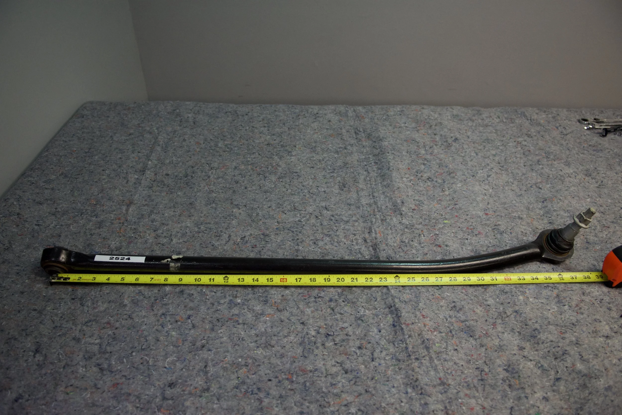 OEM 2020–2024 Ford F-250/F-350 Track Bar – Super Duty Suspension Alignment Component