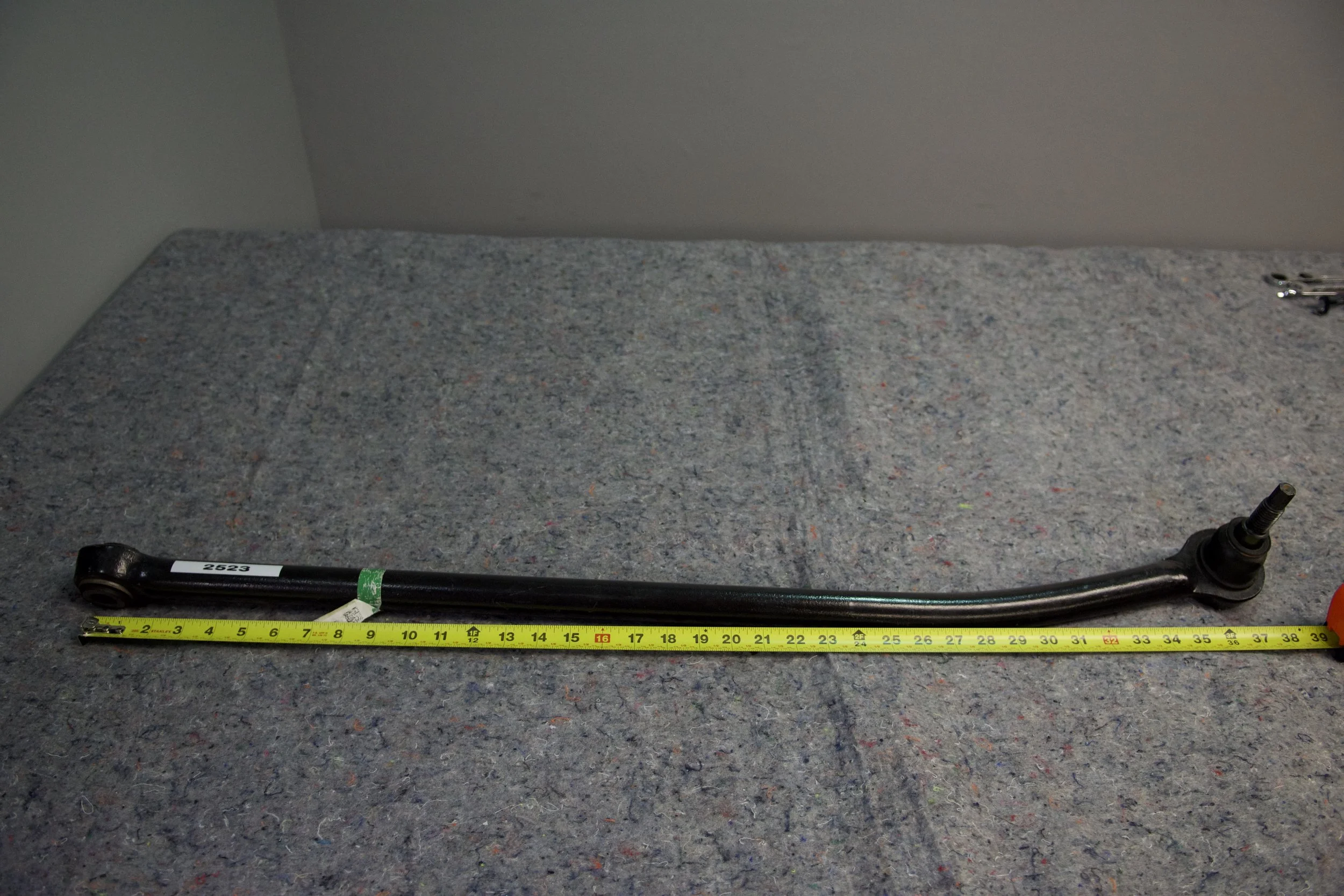 OEM 2020–2024 Ford F-250/F-350 Track Bar – Super Duty Suspension Alignment Component