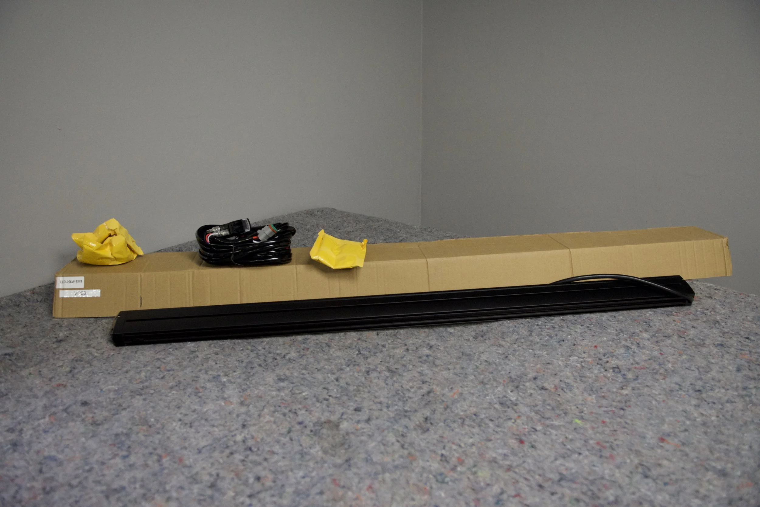 42 inch LED light bar with mounting hardware