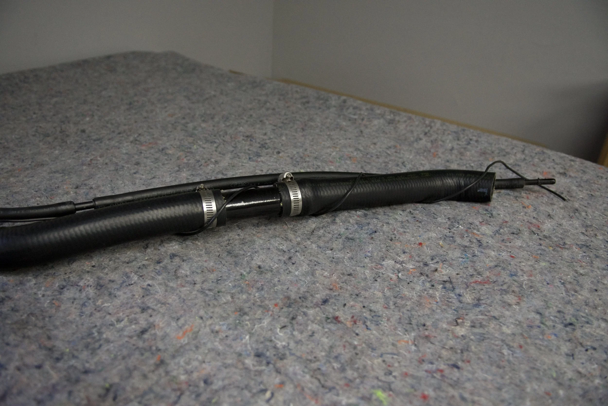 FoMoCo fuel filler neck for Ford Super Duty trucks LC34-9034-JC