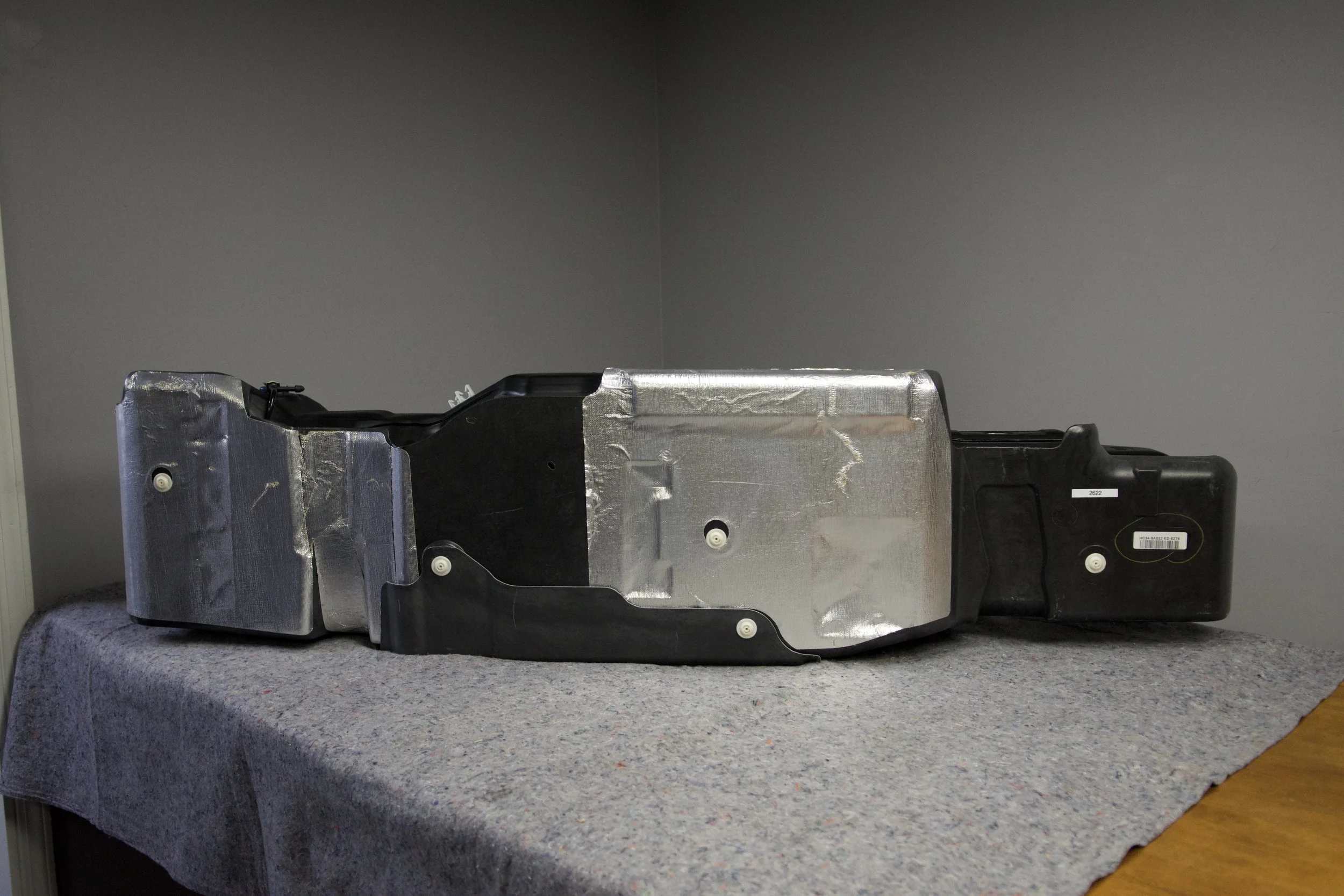 OEM Ford Midship Fuel Tank PC3Z-9002-A for F-350 F-550 Super Duty