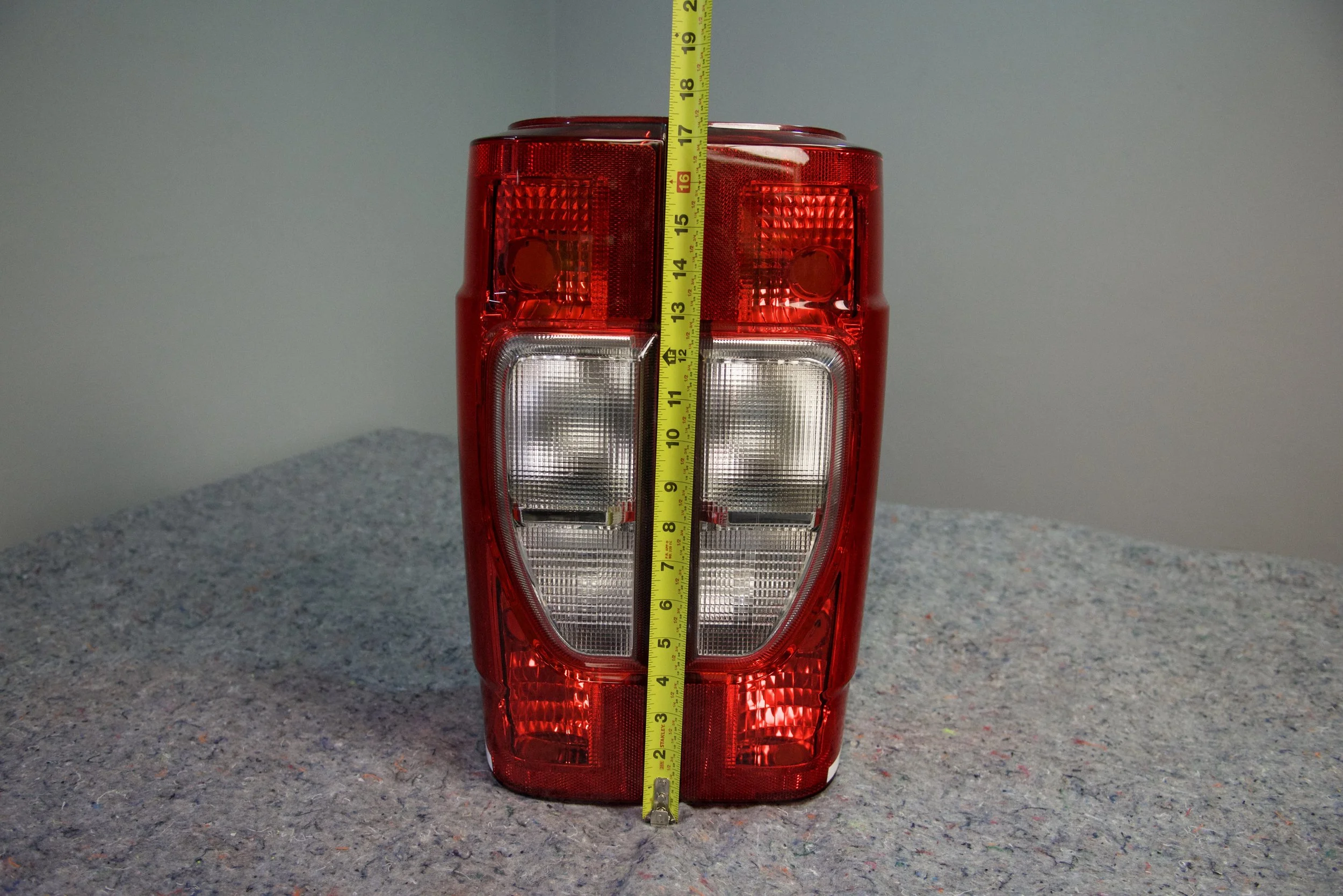 SuperBronco Tail Lights Standard INC – OEM-style replacement lights for trucks, durable