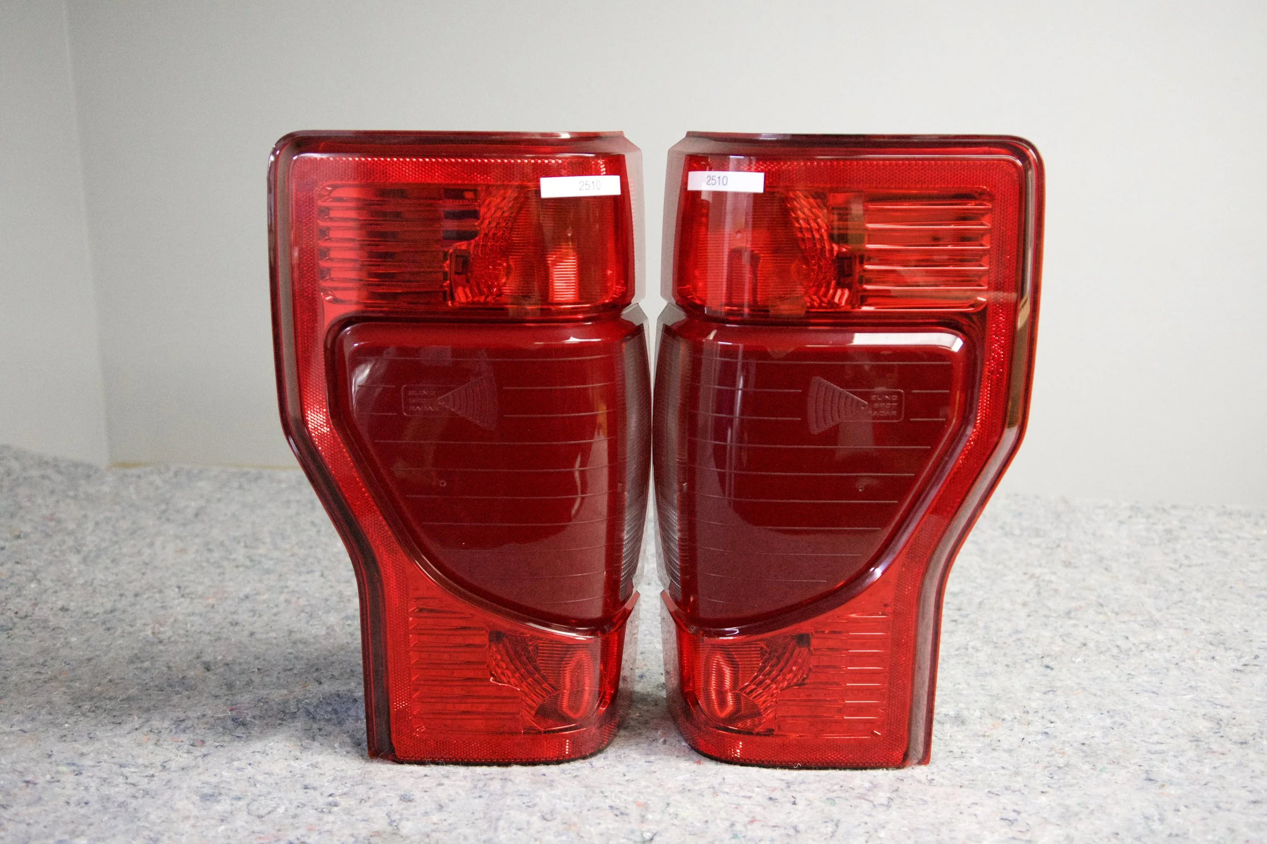 OEM 2020–2022 Ford F-250/F-350 LH Driver Halogen Tail Light with BLIS – SB#2610