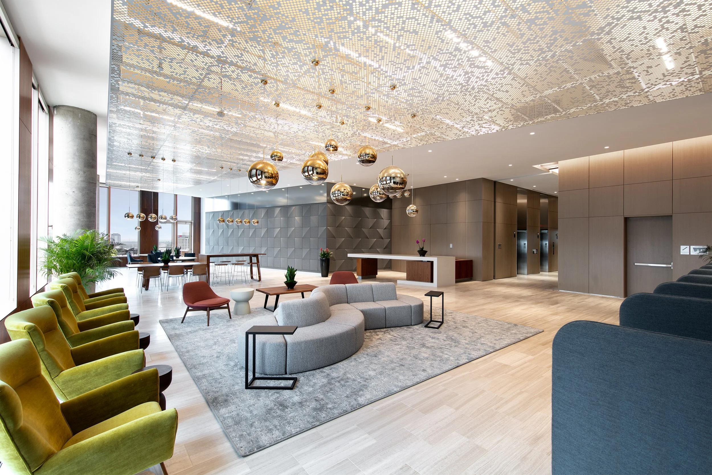 EXPANSIVE SKY LOBBY