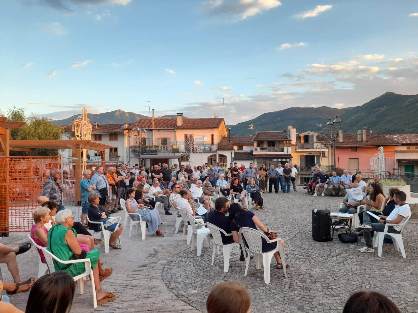 Dall’estrattivismo all’energia in comune