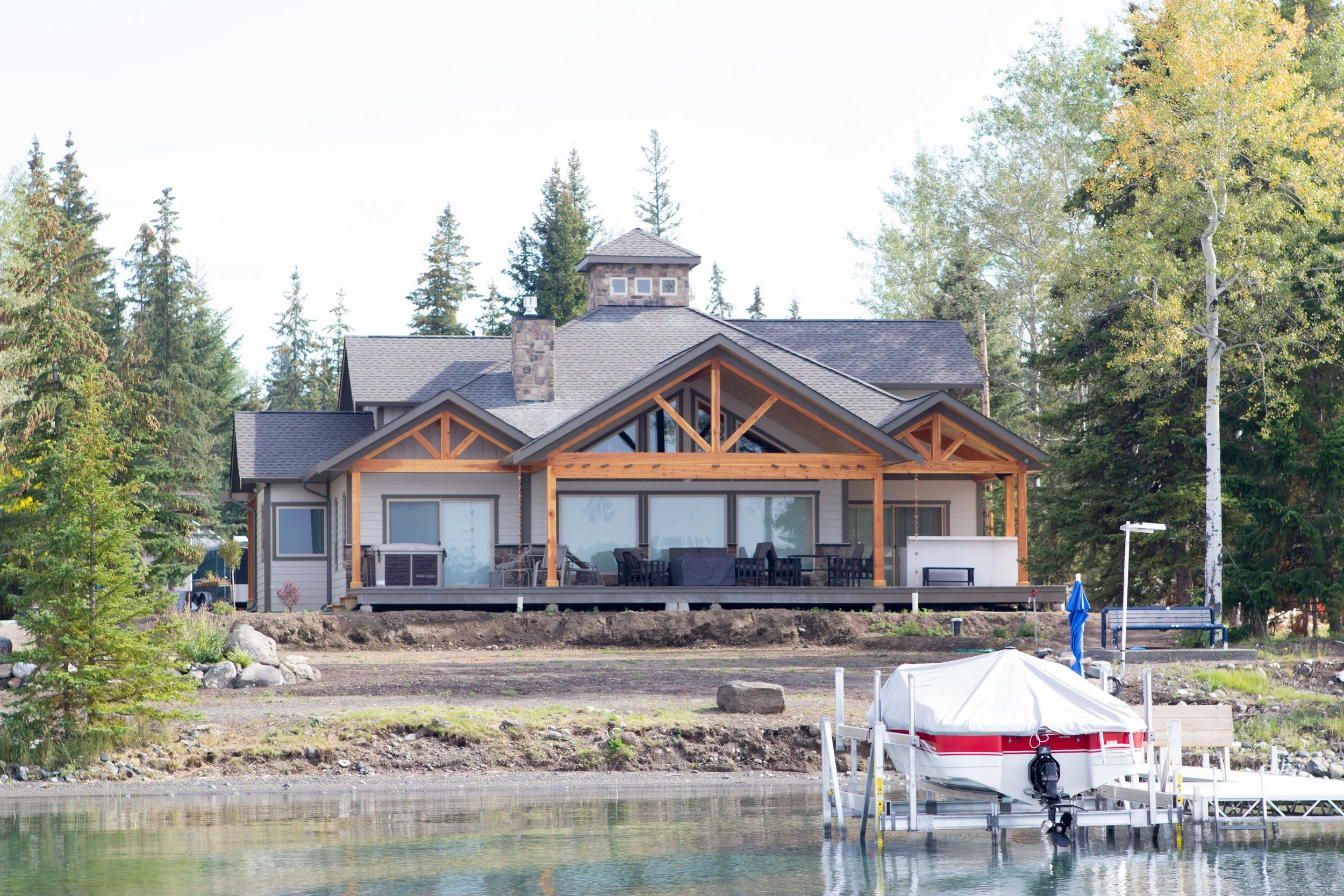 Custom Wilderness Homes BC - 100 Mile House Contractor - Custom Timber-Frame Style Homes