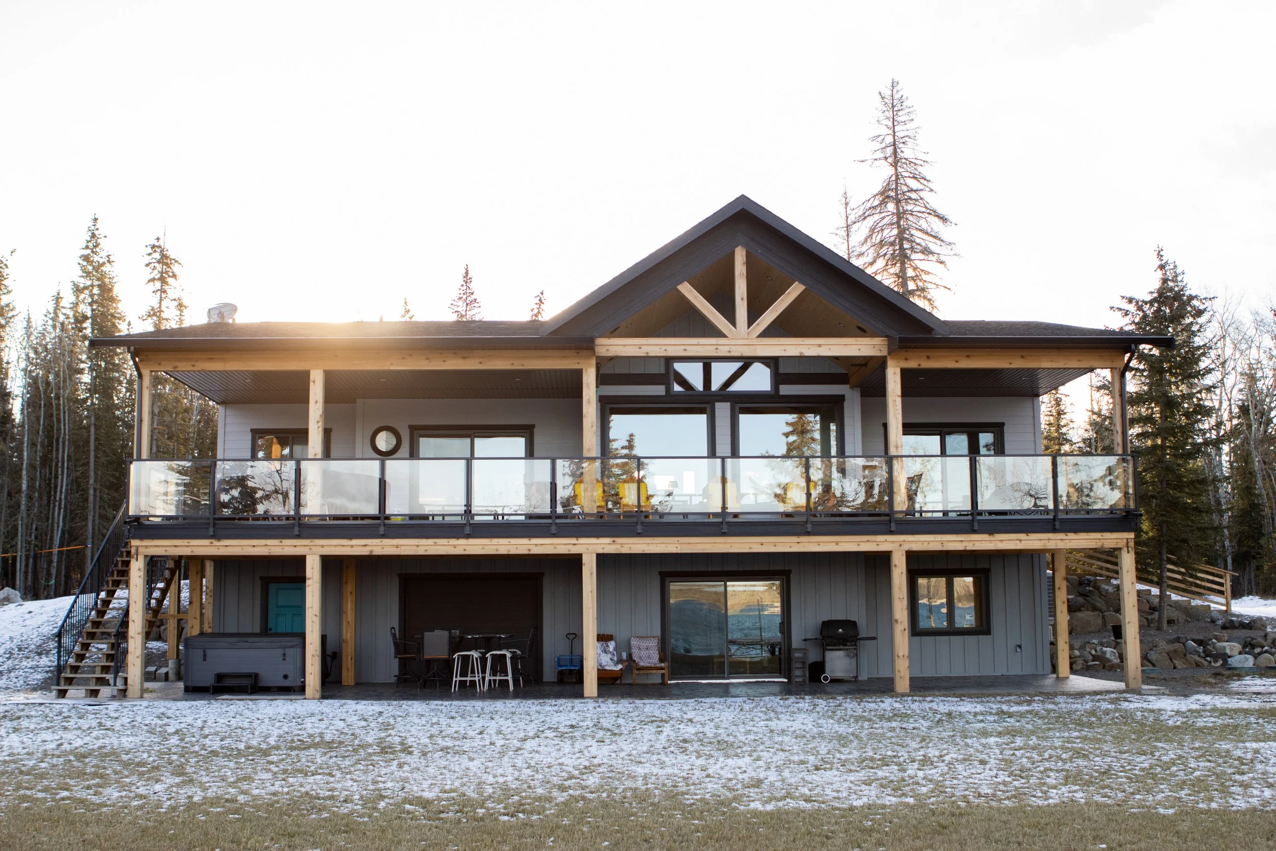 Lakeside Traditional 143