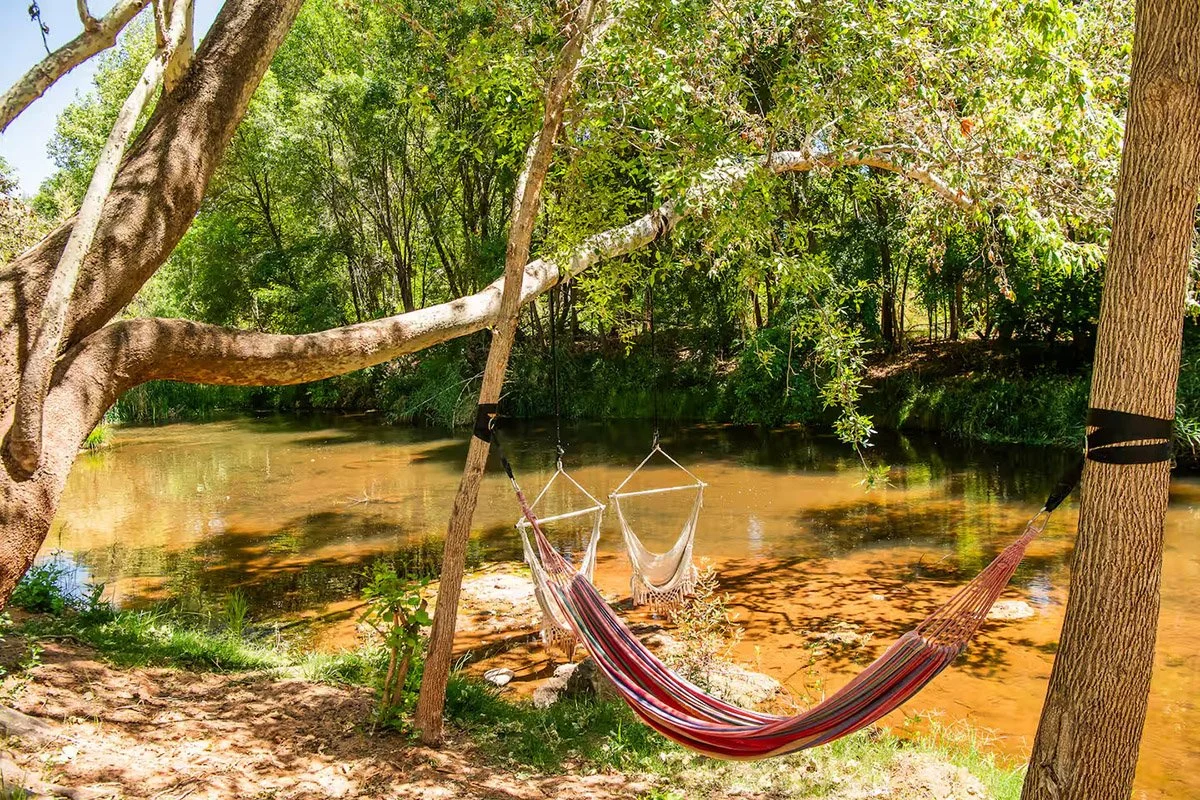 Hammocks-at-Oak-Creek-Beach-1.jpg