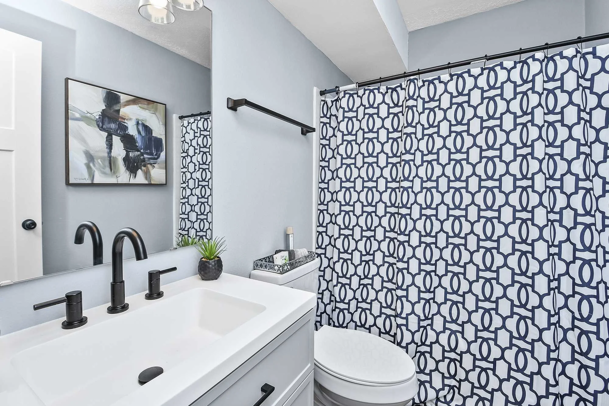 elm-crest-apartments-modern-bathroom-vanity-springfield-mo.jpg