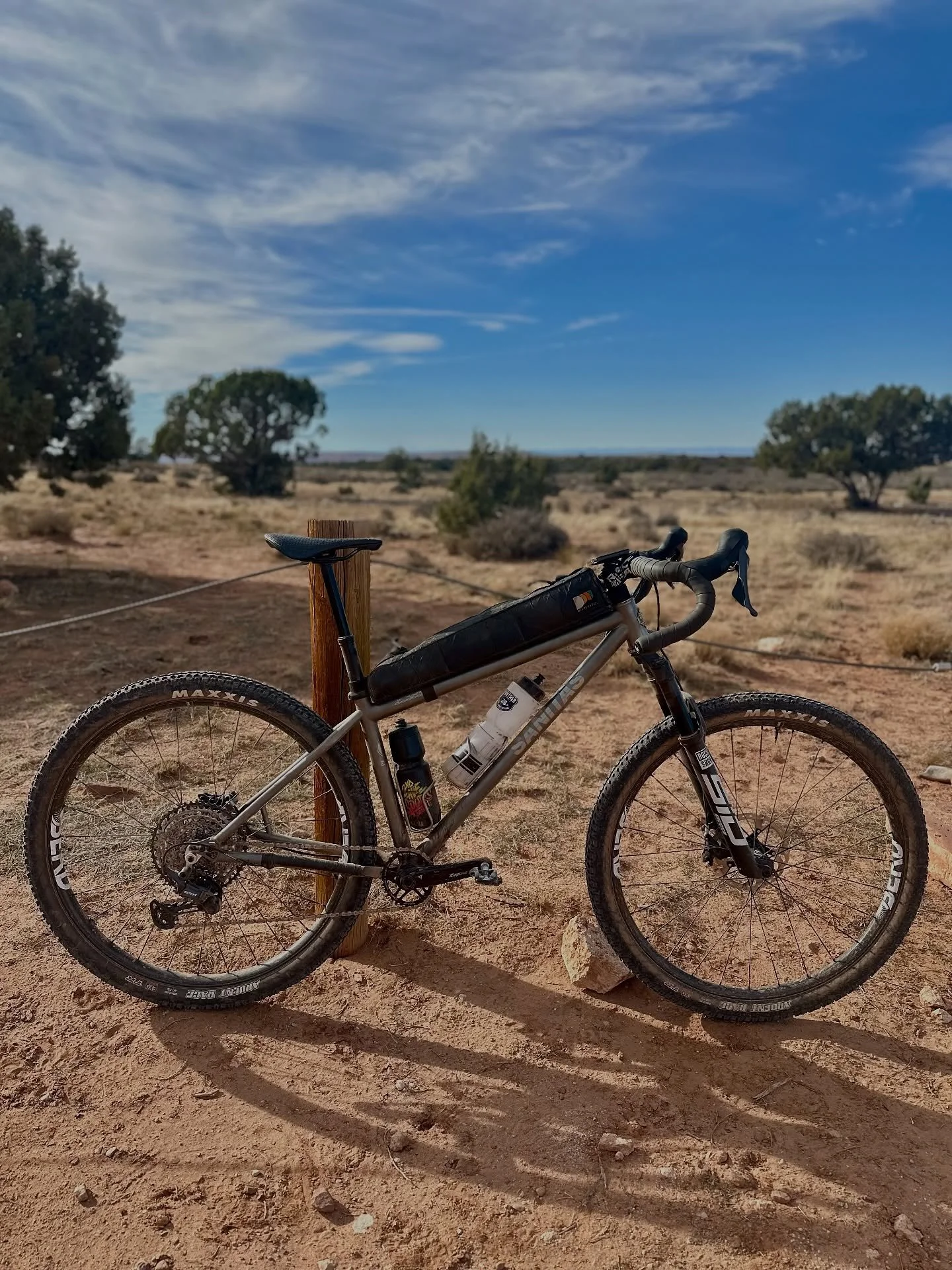 Recently Sanitas Cycles brand ambassador, @_rockyroads_, converted his Root Hardtail from flat bar to drop bar.

To not only test the new setup, but also to celebrate his B-Day, Rocky embarked on an epic one day ride around the iconic White Rim Trail