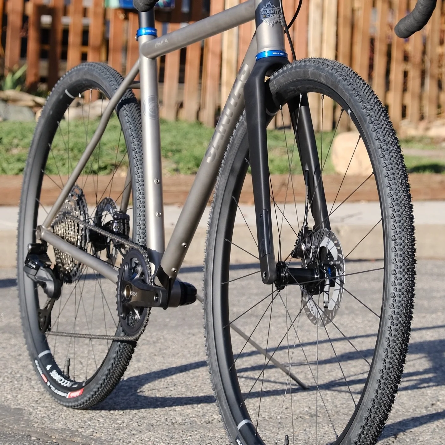 Never Rule out the power of a Specials frame!! 

This Node Gravel frame was listed in our Specials Page. Thomas saw it, geometry fit &amp; requested us to build it out as a complete bike. It came together nicely!! 

With the @shimanogravel 1x GRX wir