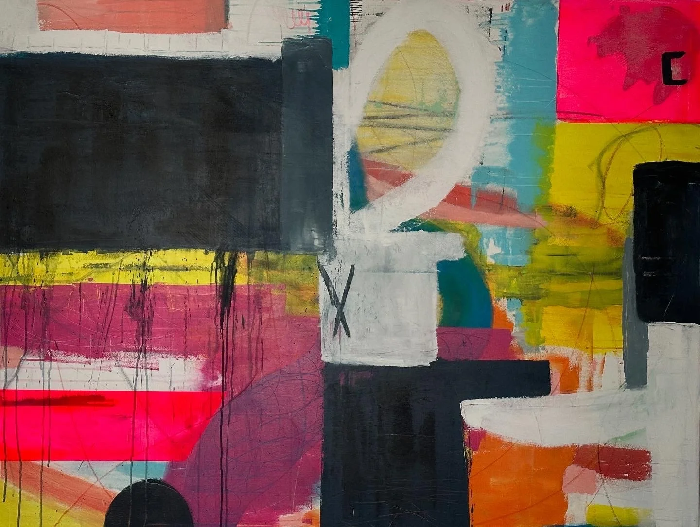 Abstrakte Malerei mit bunten Kreisen, schwarzen und weißen Flächen, und Acrylfarben in Pink, Gelb, Blau, Grün und Rot.