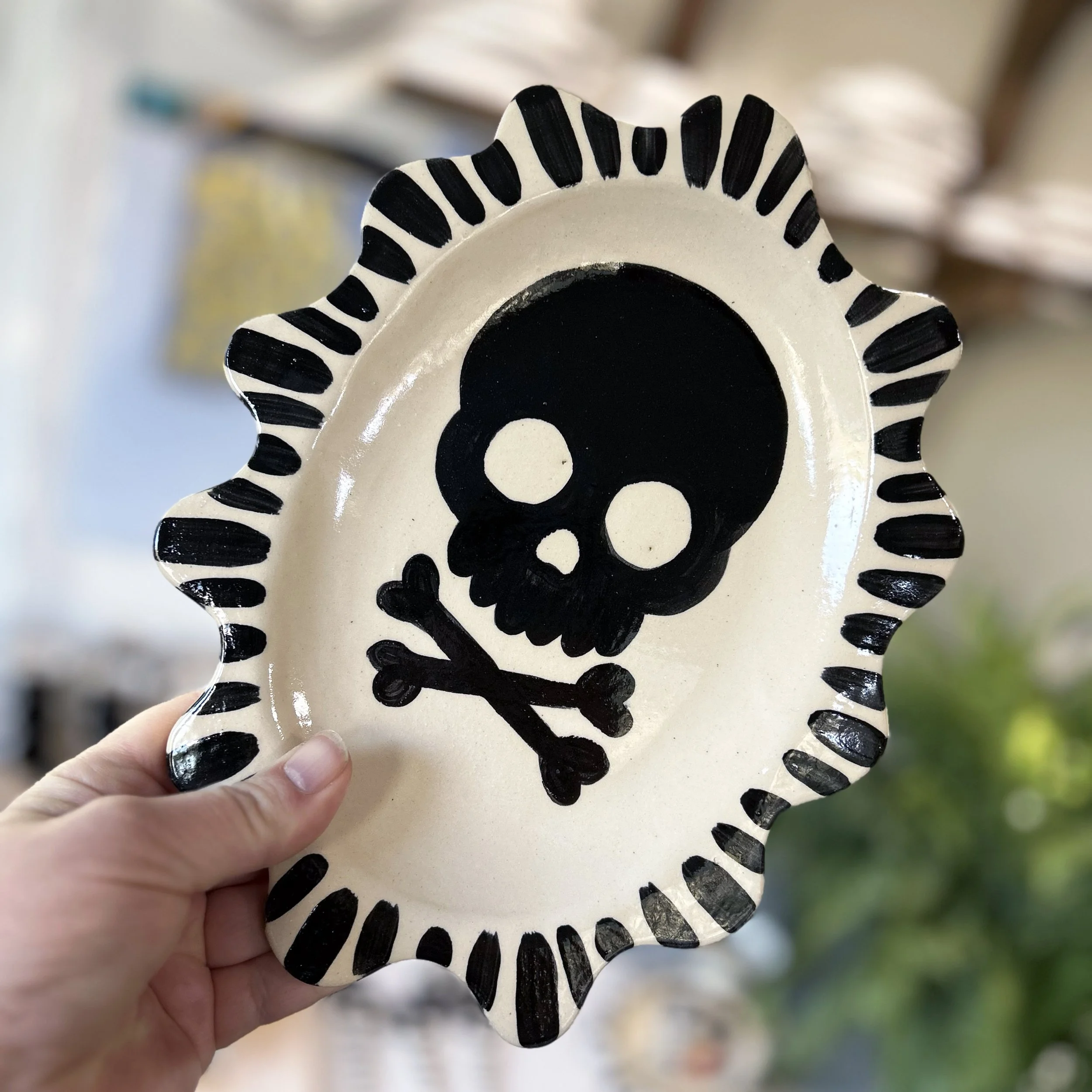 trinket bowl skull.jpg