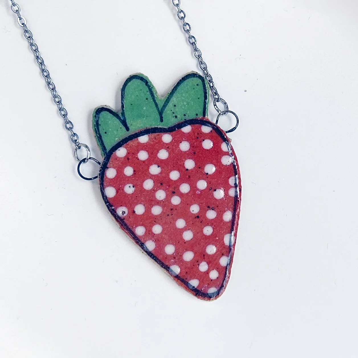 red starwberry pendant necklace.jpg