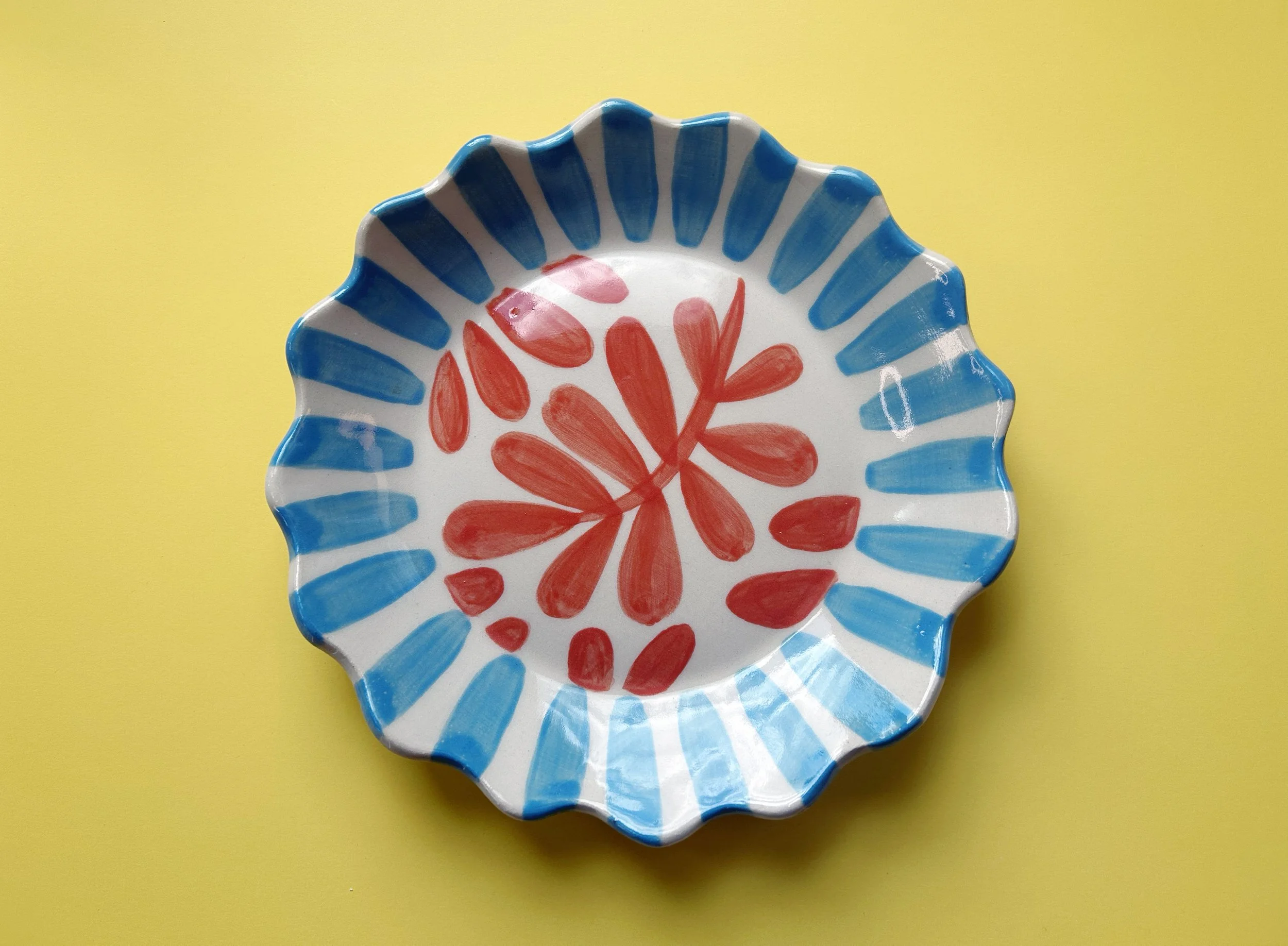 10.5 blue red floral ceramic dish.jpg