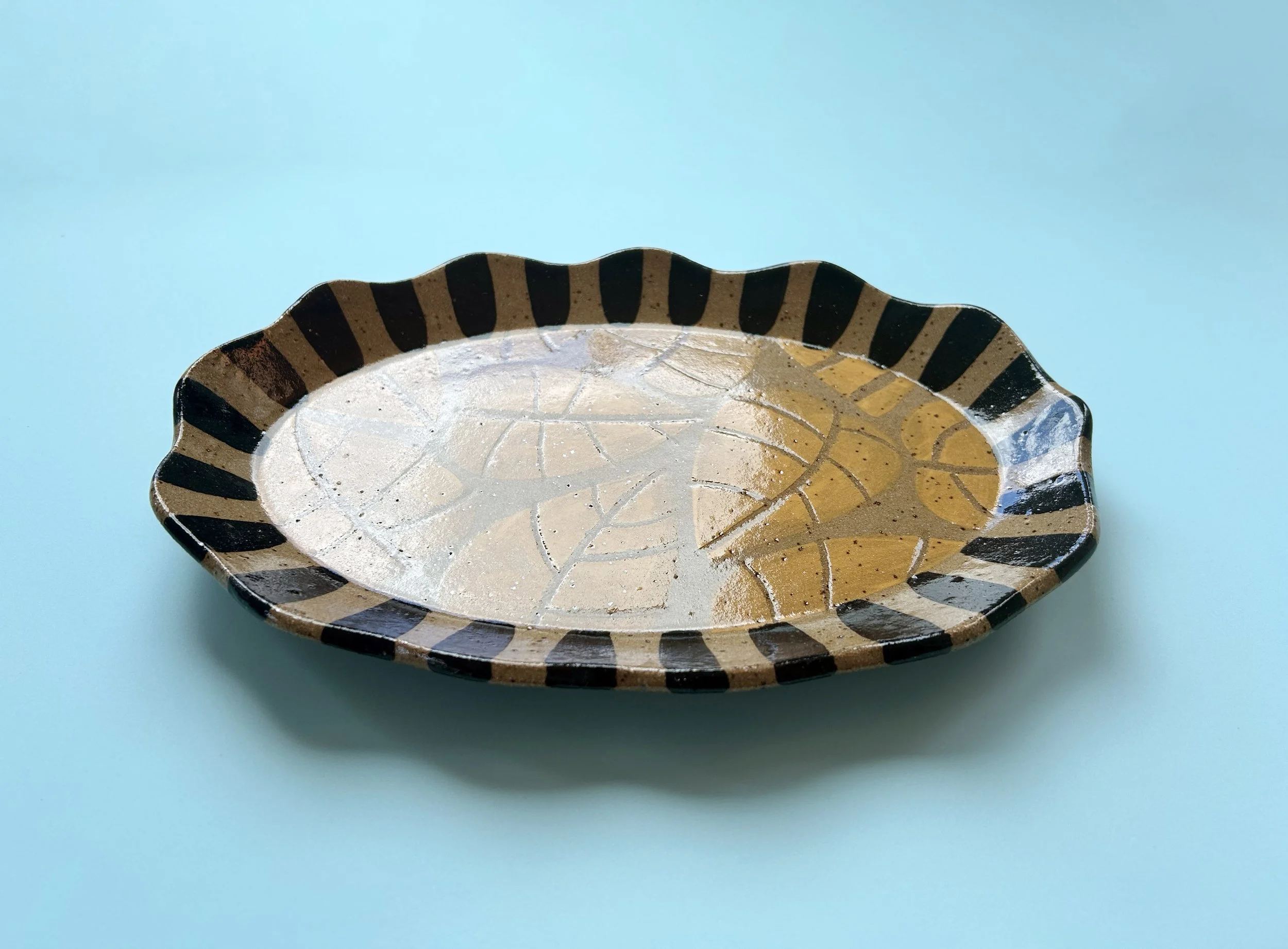5.2 yellow leaf ceramic platter.jpg
