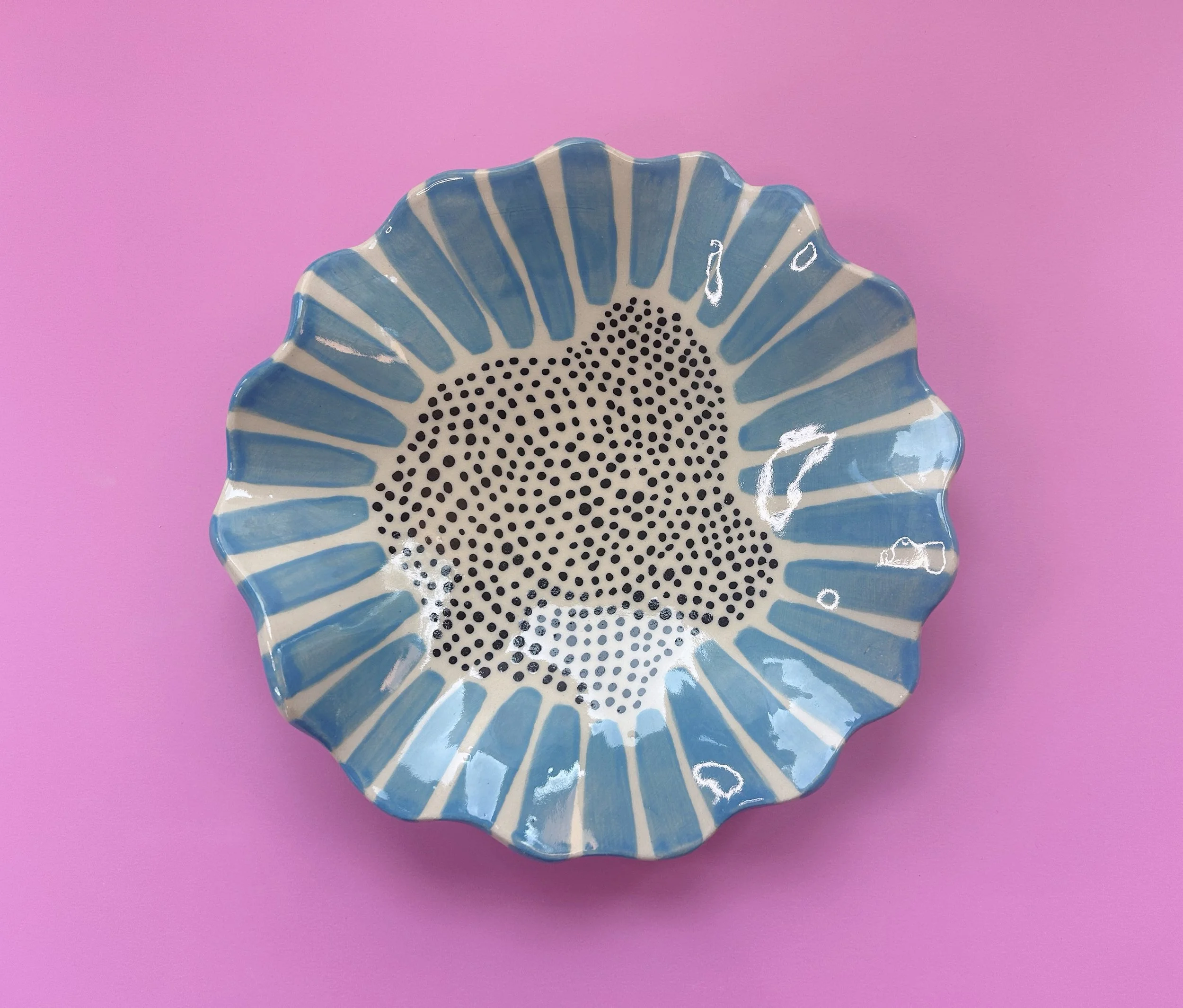 11.1 wavy blue stripe dish.jpg