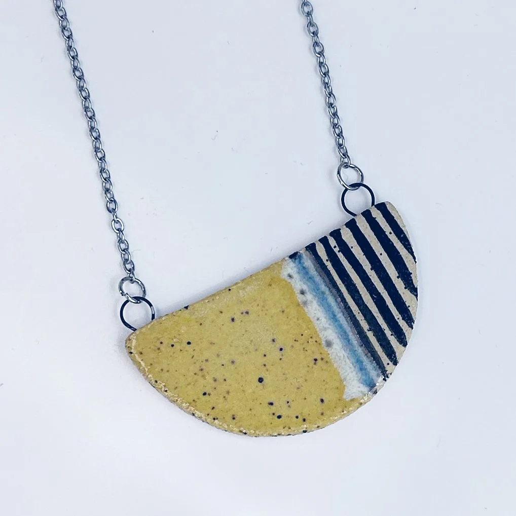 yellow frost pendant necklace.jpg