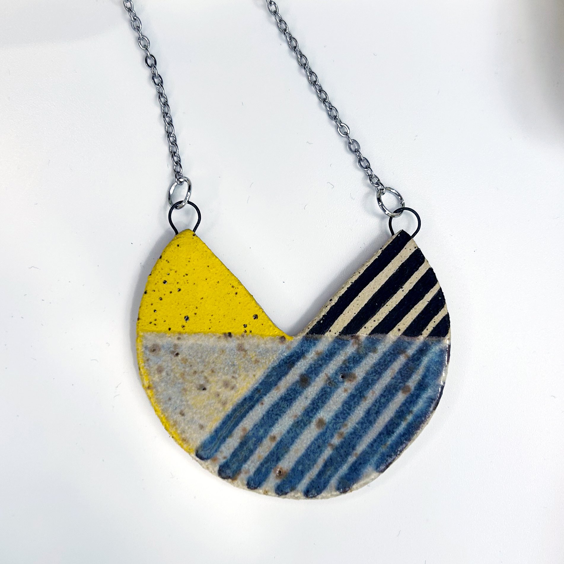 yellow stripe pendant necklace.jpg