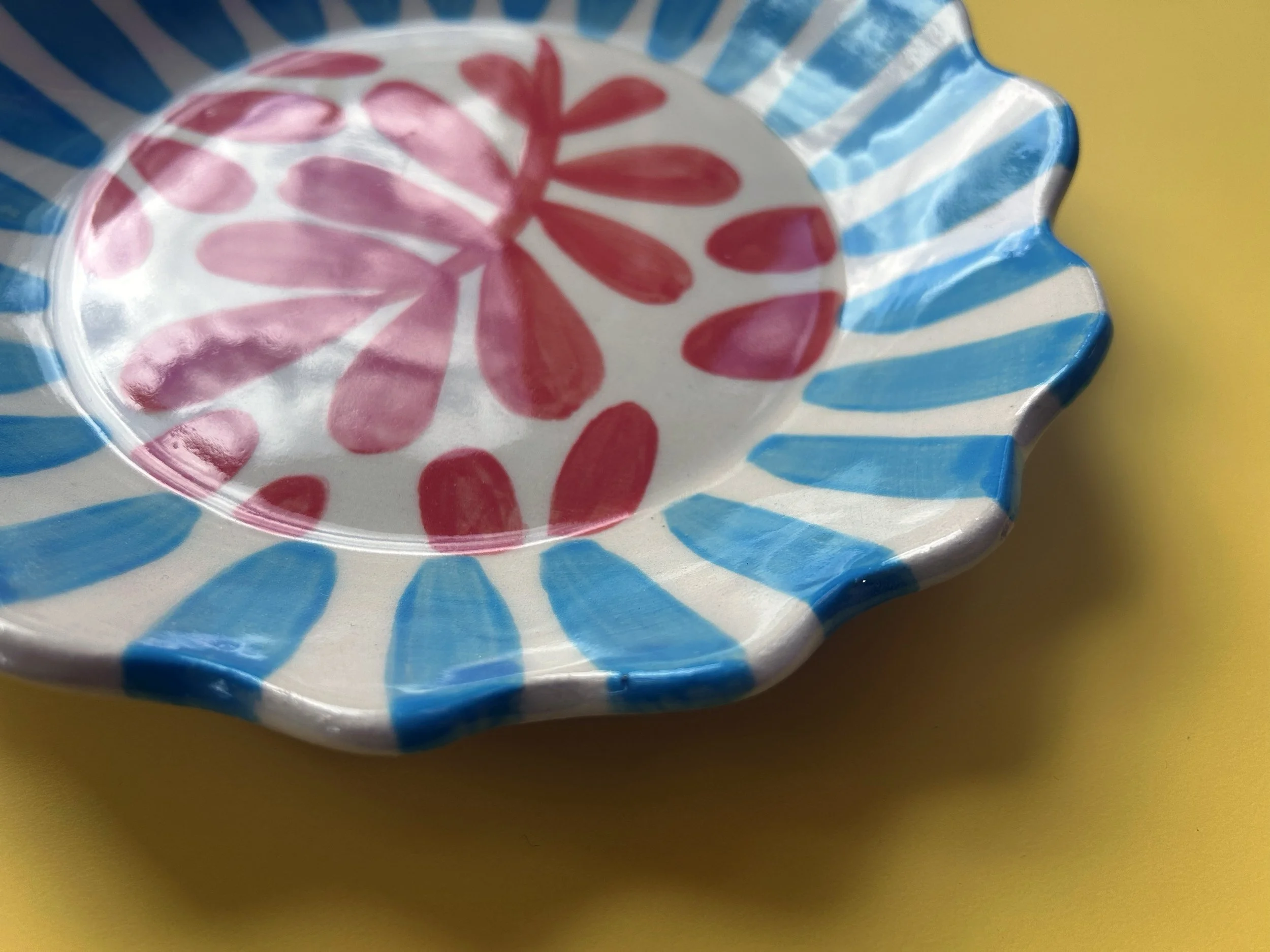 10.7 blue red floral ceramic dish.jpg