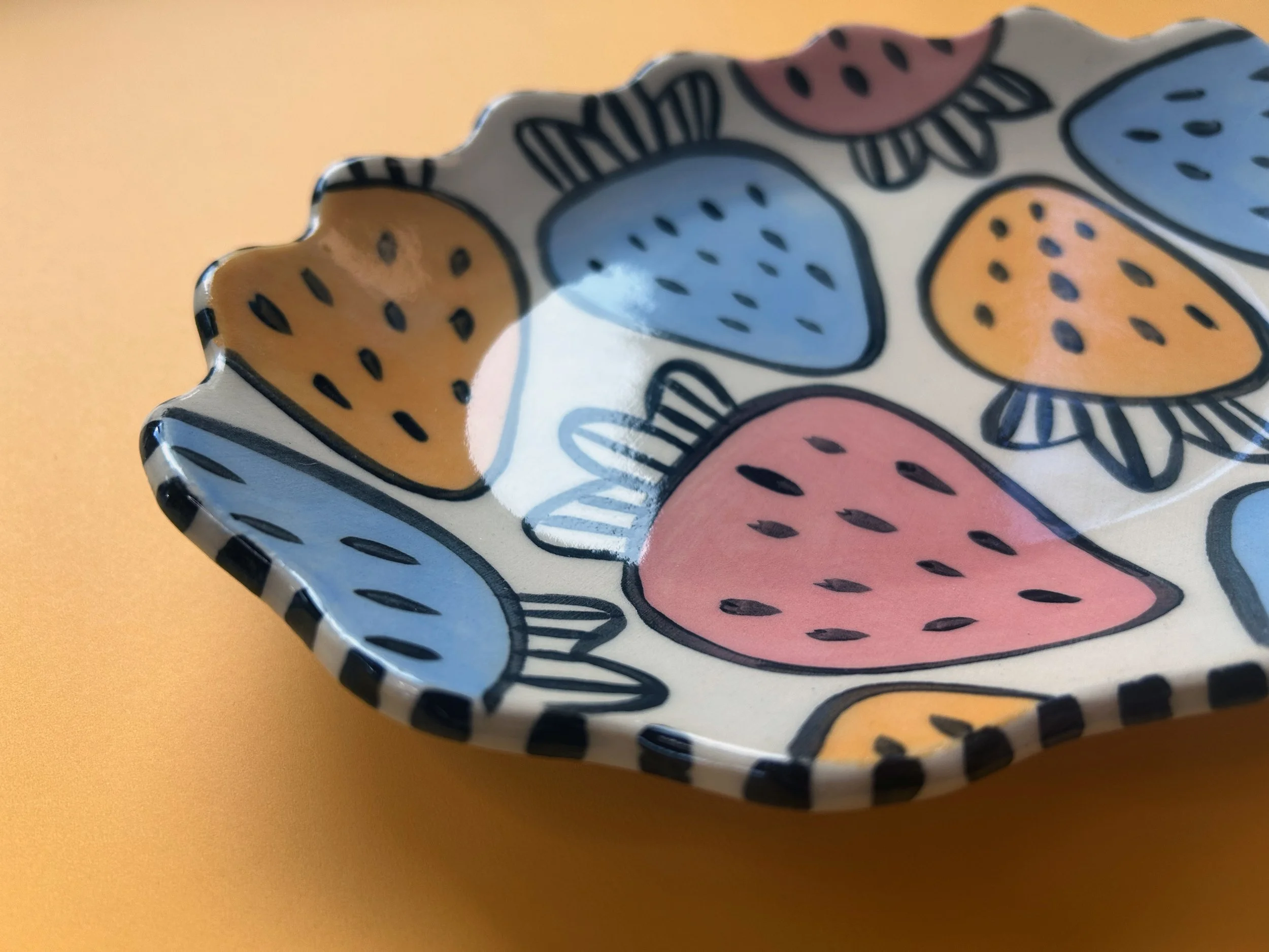 2.3 strawberry ceramic platter.jpg