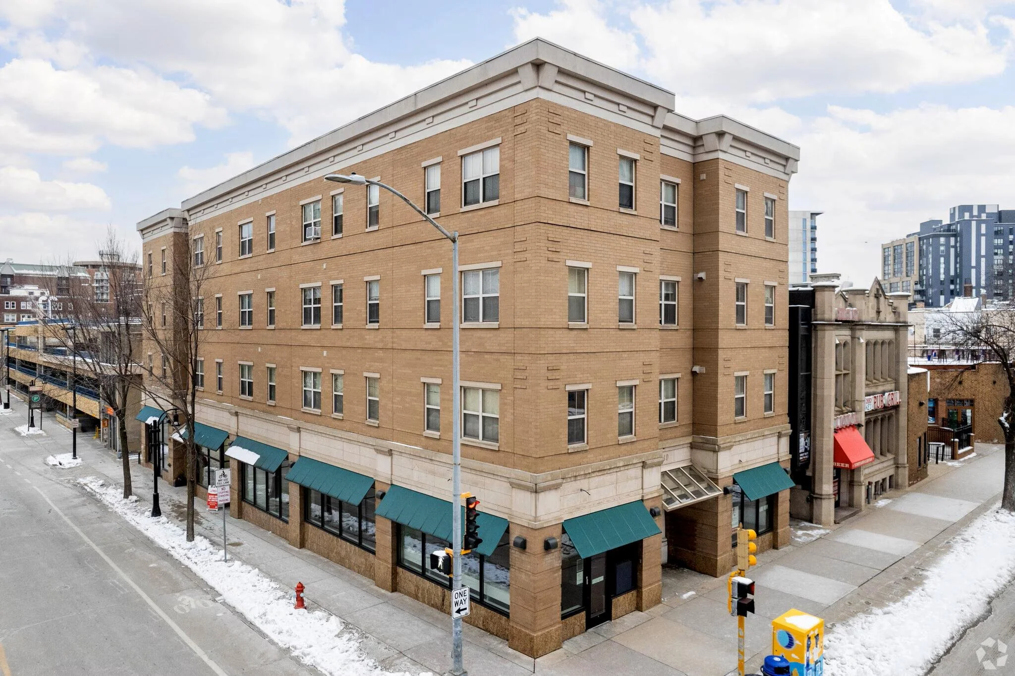 THE VARSITY (MADISON, WI)