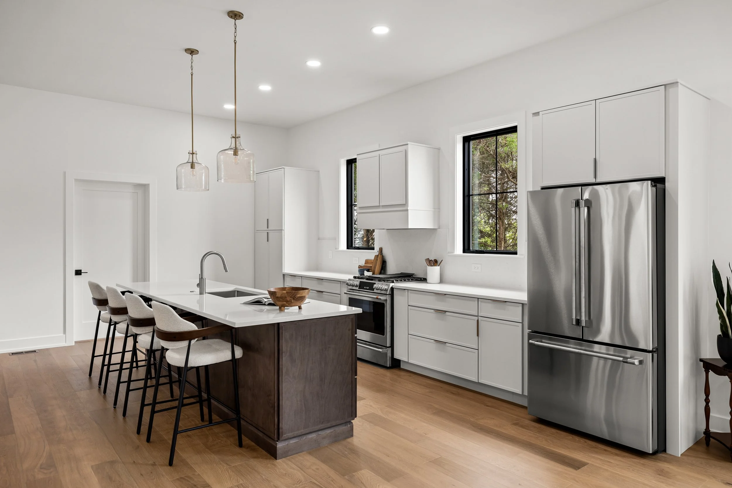 016 FULL.jpg