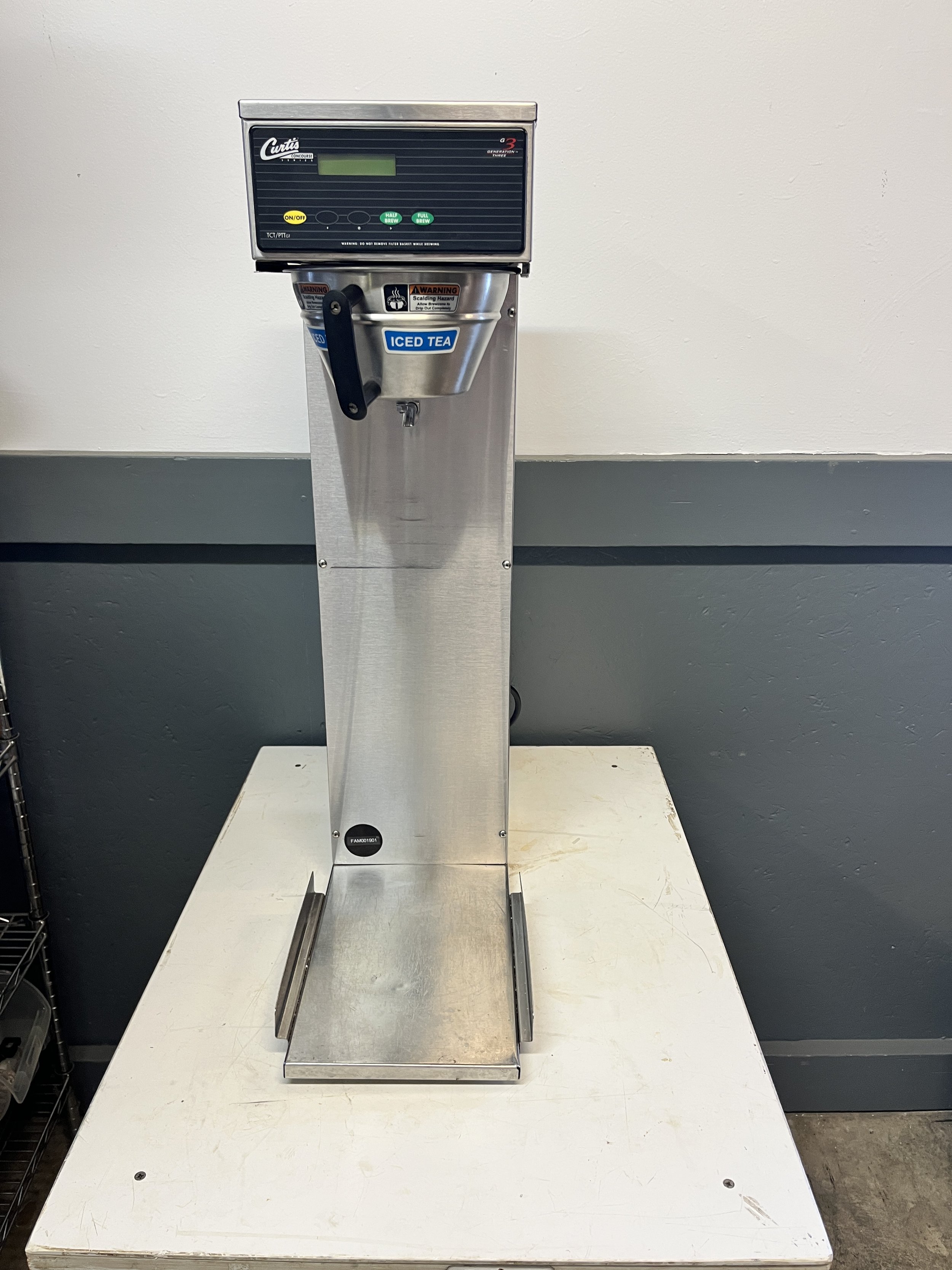 Curtis TCTS1000 Ice Tea Brewer