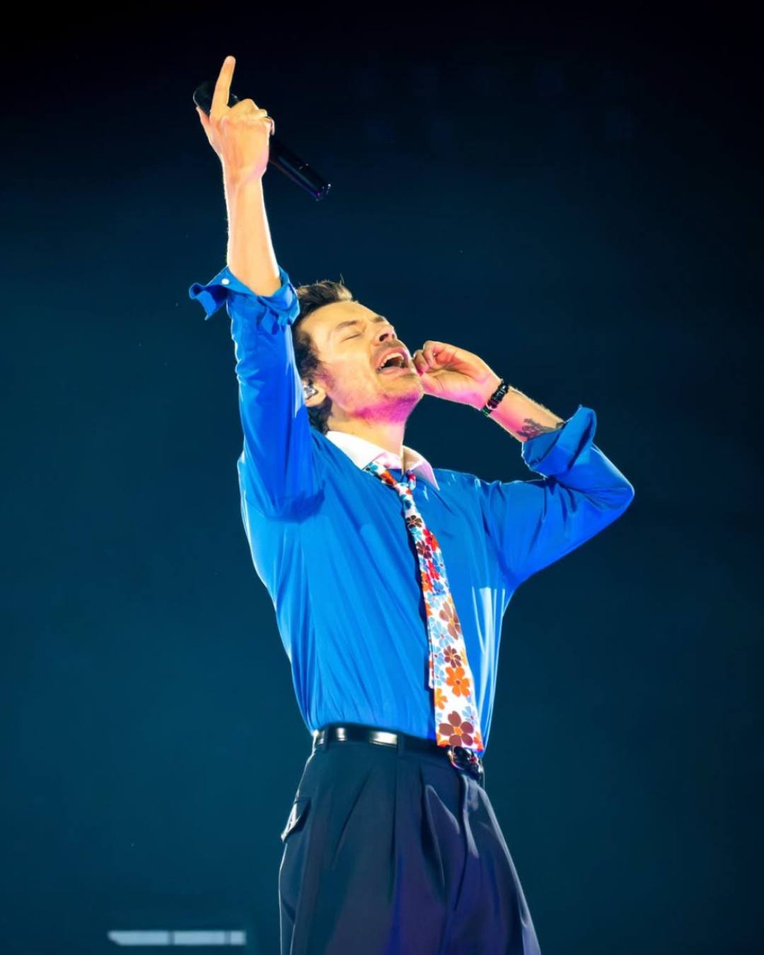 Ready, Steady, Go! Harry Styles Kicks off Tour in Amsterdam