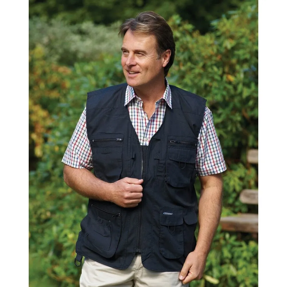 dale-multi-pocket-gilet-black-model.jpg