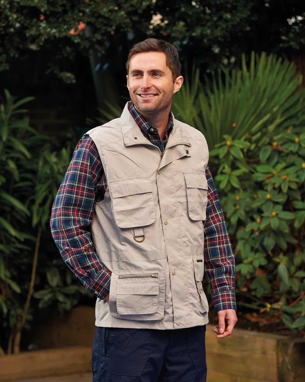 Champion-Windermere-Gilet-Stone_3.jpg