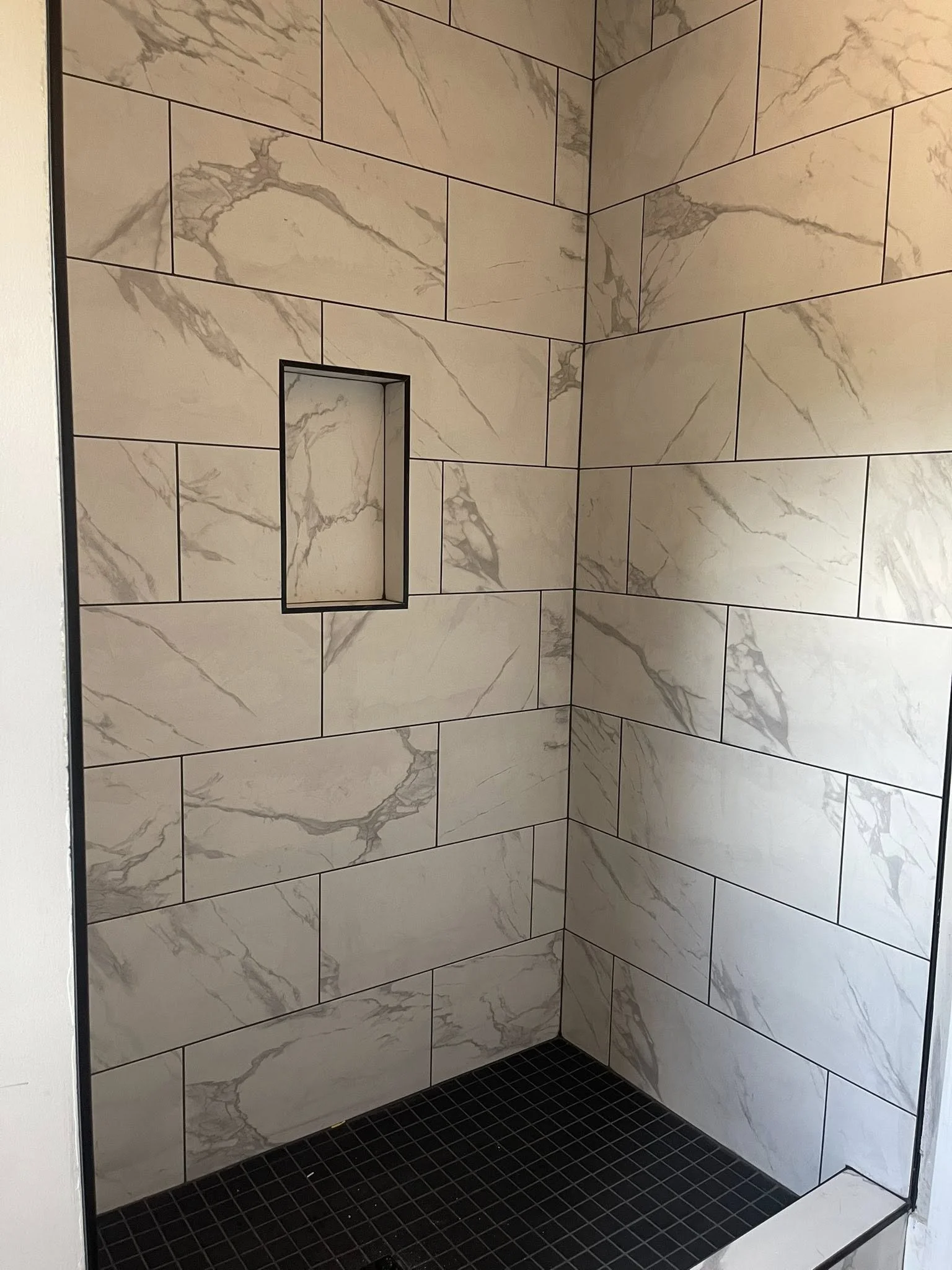 Master shower lot 21.jpg