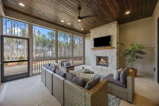 Rear porch.jpg