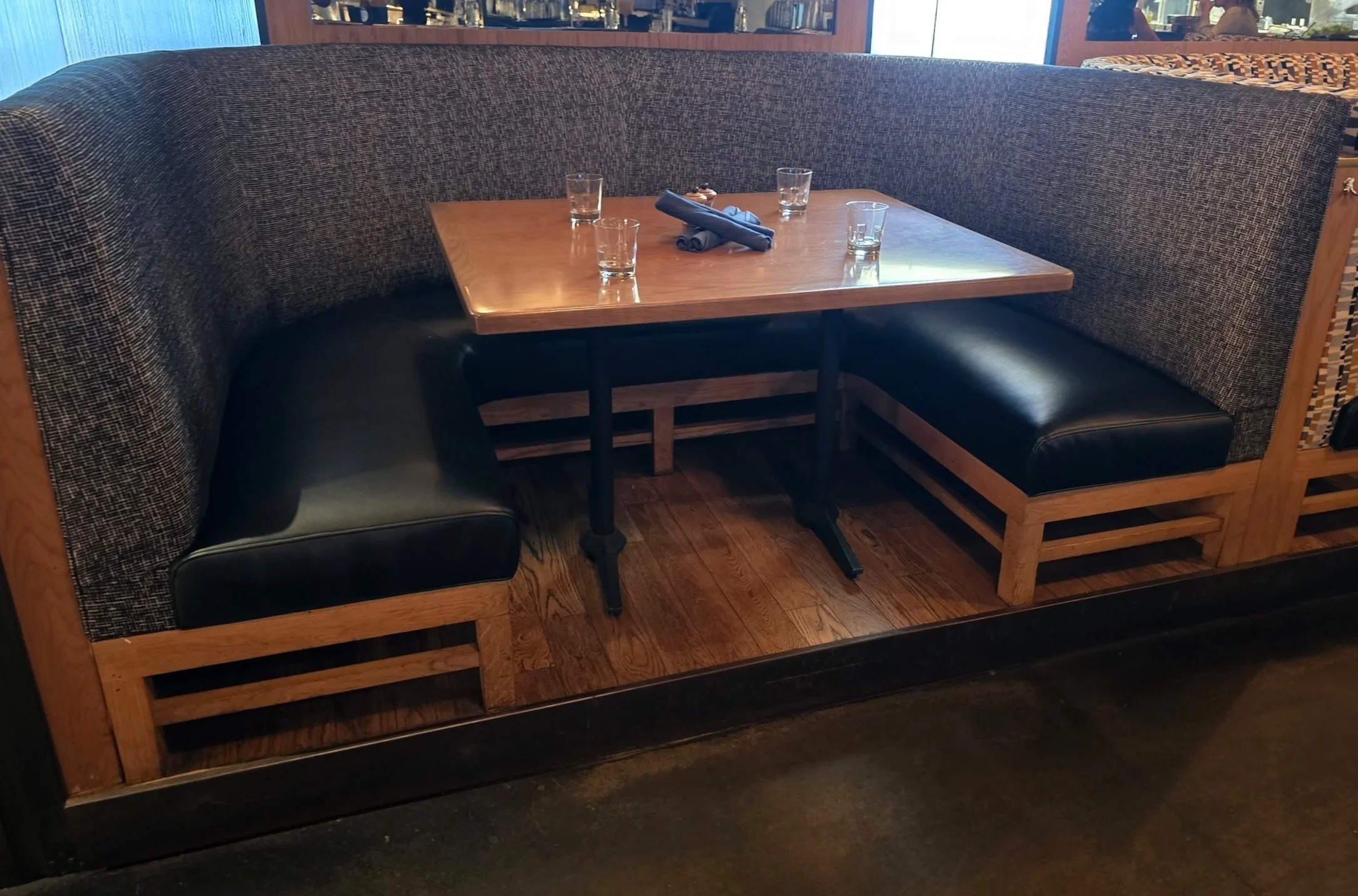 Business Upholstery- Restaurant, Hotel, Business