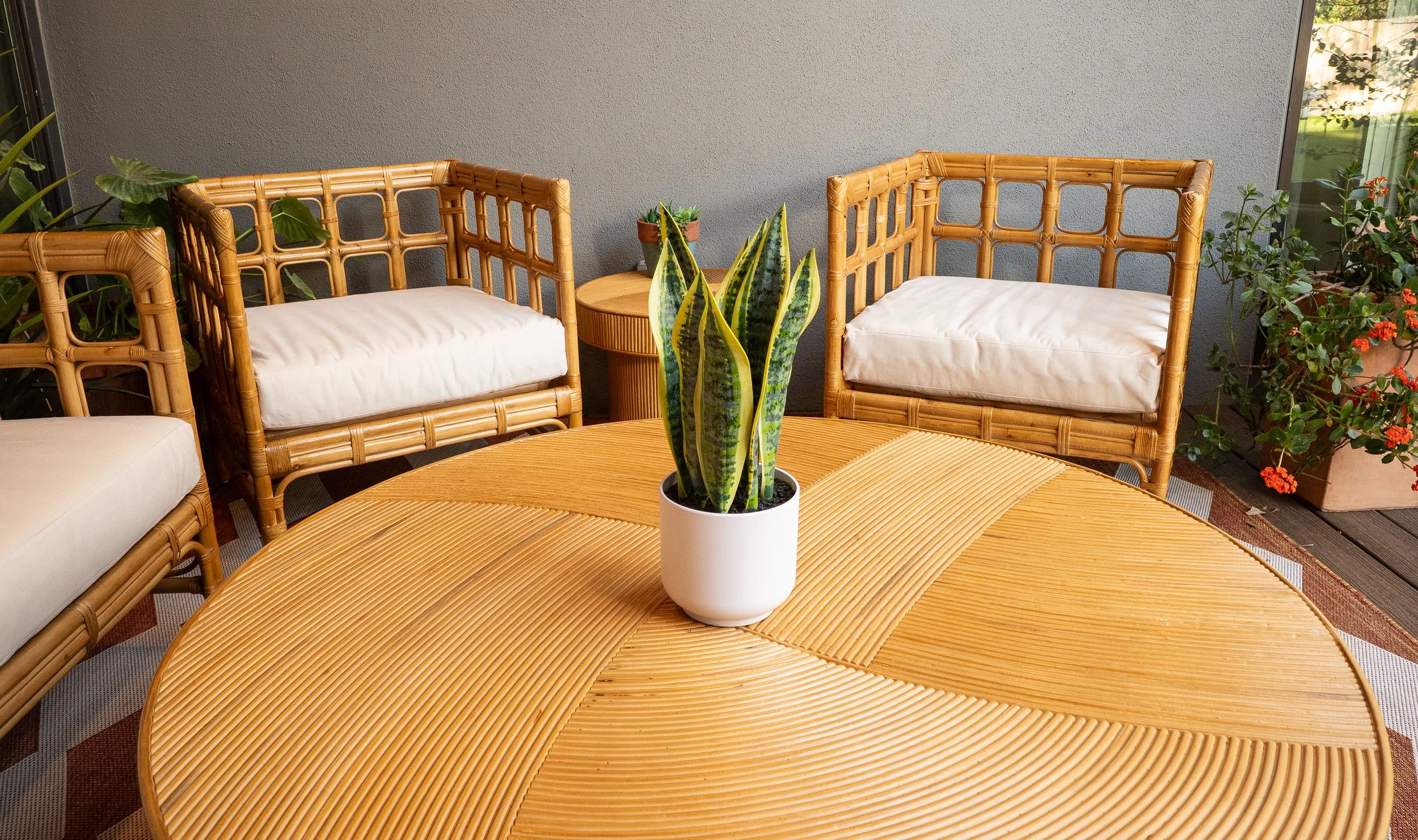 Binh Chair (Peaceful)